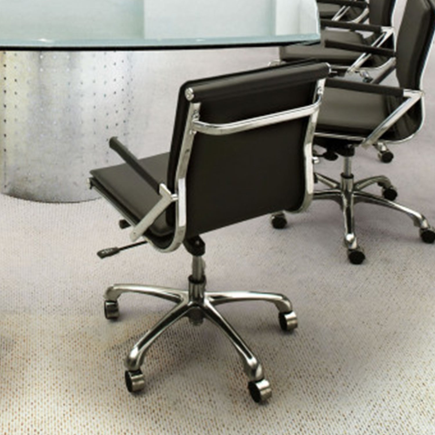 19" X 24" X 39.5" Black Leatherette Office Chair