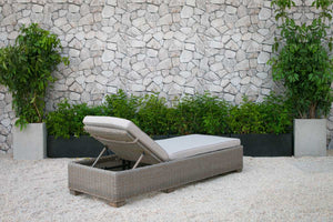 Outdoor Wicker Sunbed
