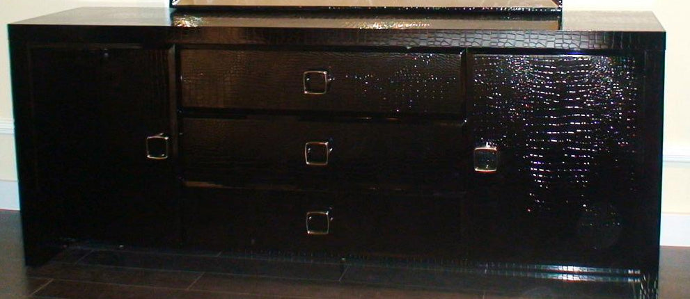 28" Black Crocodile MDF Dresser