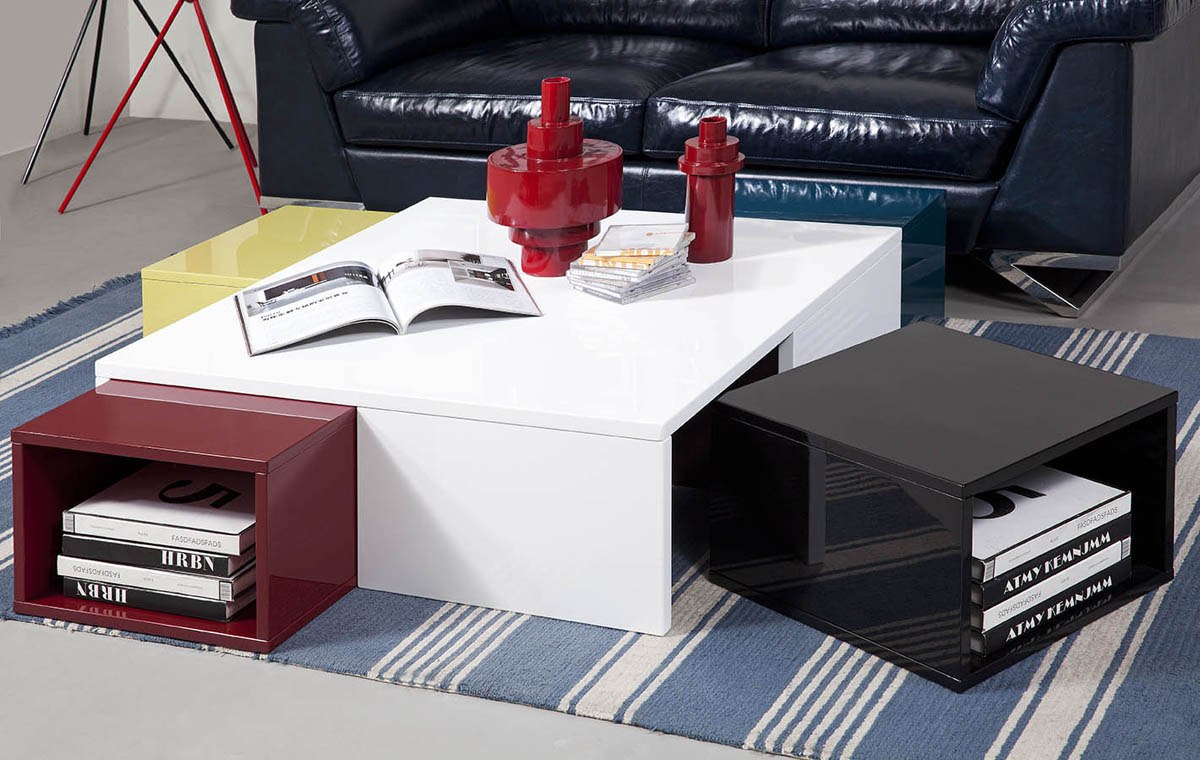 12" White Coffee Table with Colored Stools
