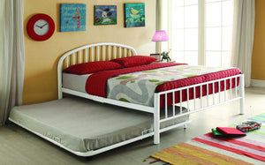 73" X 54" X 4" Full White Metal Tube Trundle