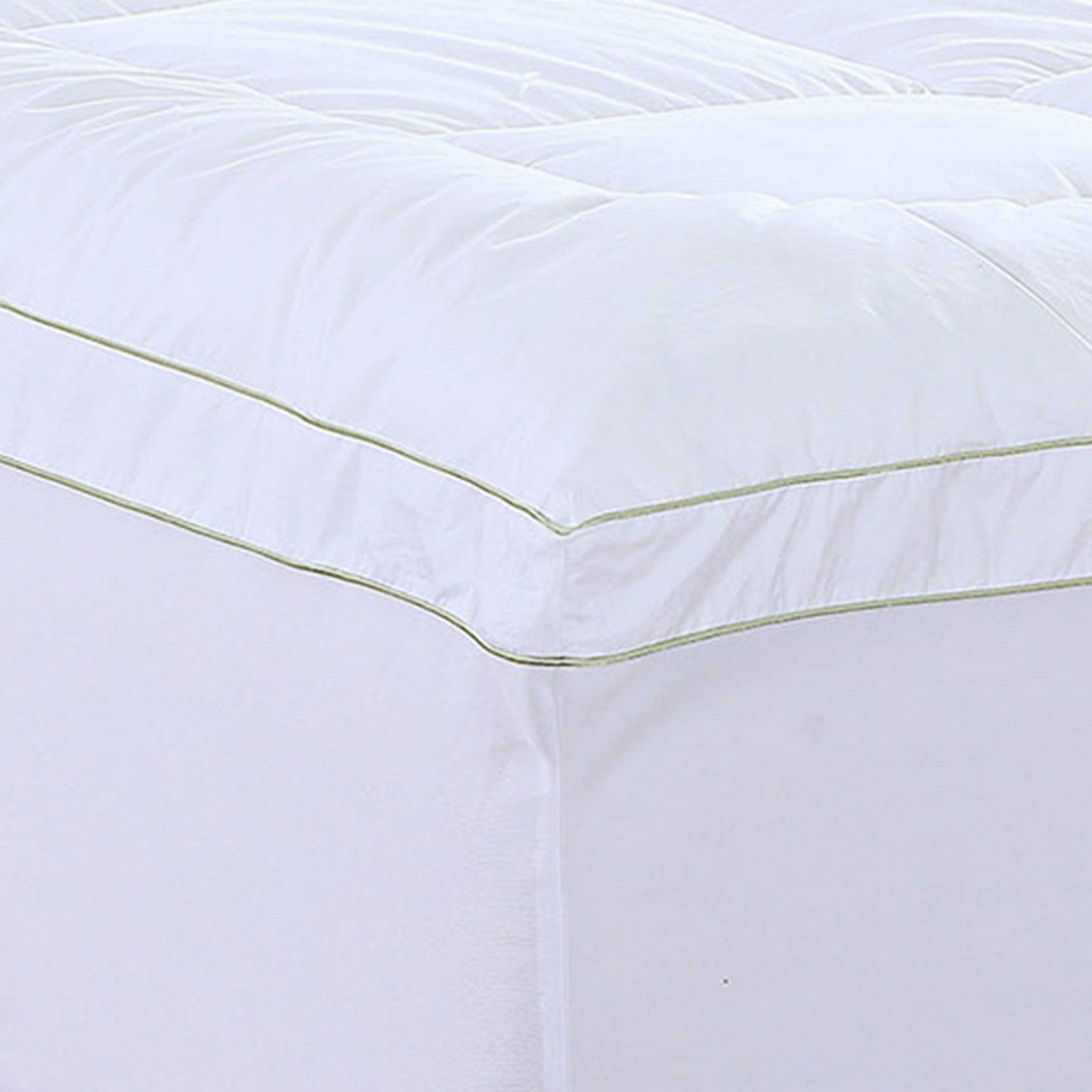 17" Square Quilted Accent Queen Piping Mattress Pad With Fitted Cover
