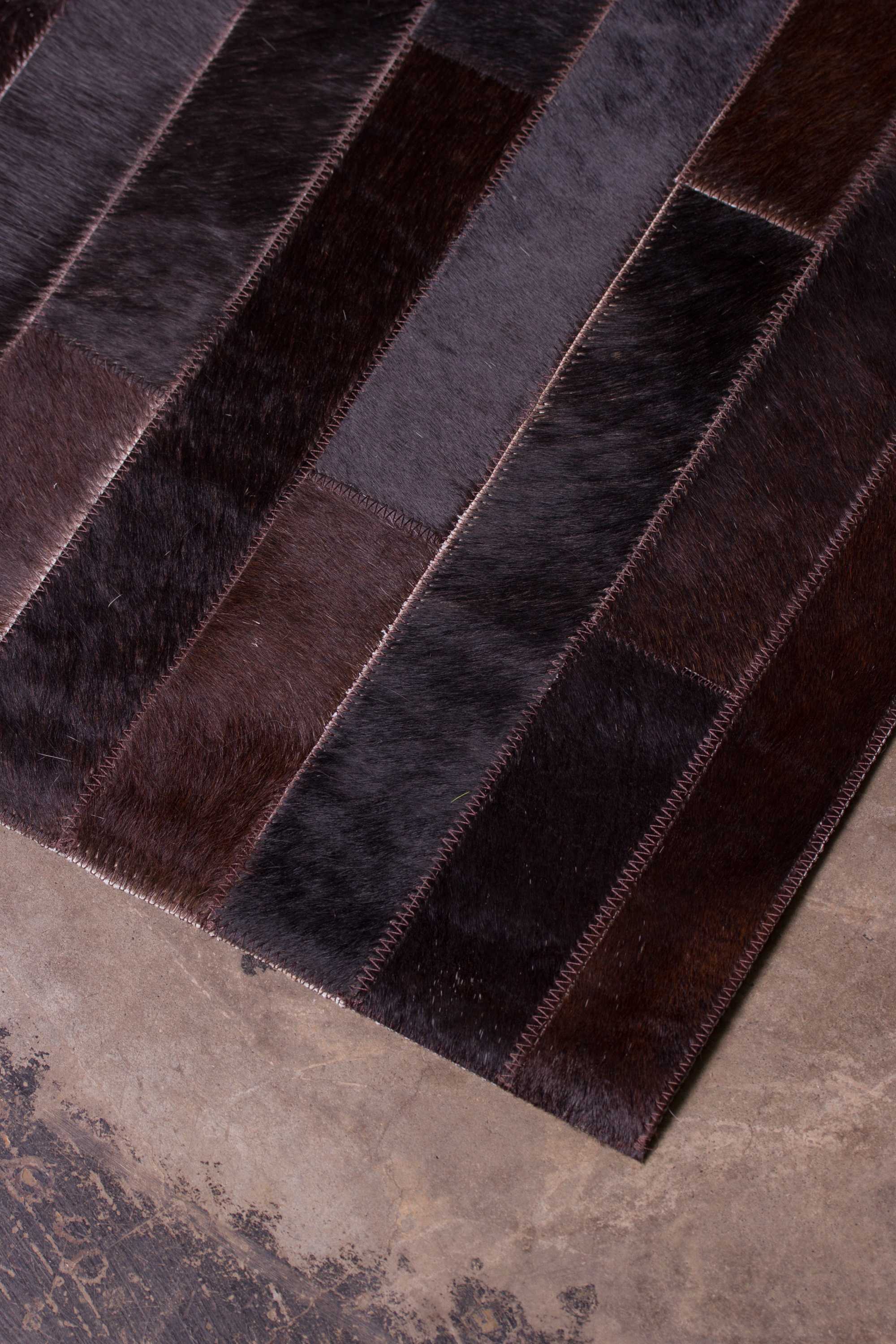 60" x 96" Linea Chocolate, Natural Stitch Cowhide - Area Rug