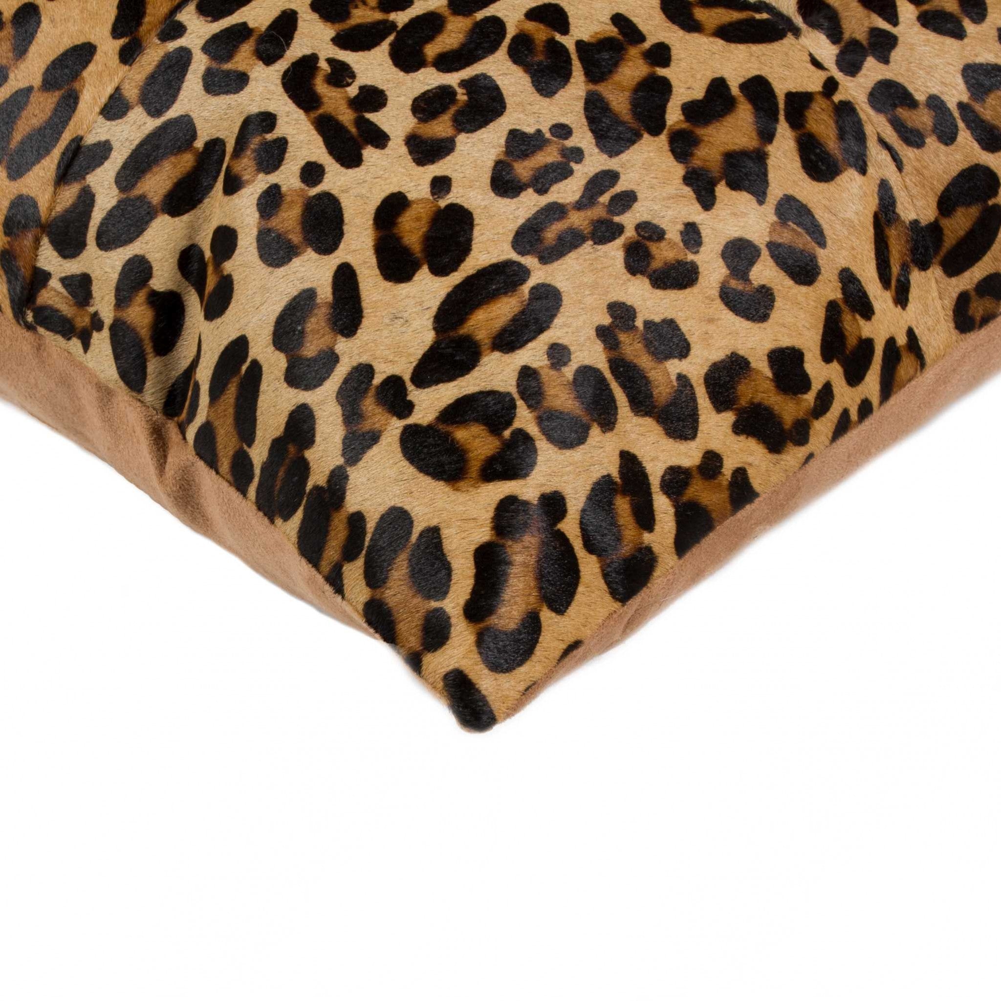18" x 18" x 5" Leopard Quattro - Pillow