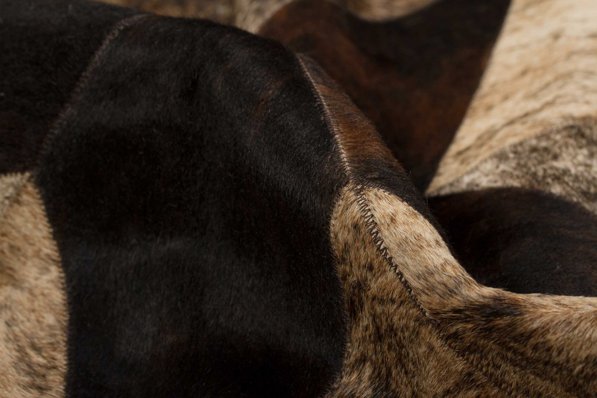 60" x 60"  Tricolor, Tri-Star Stitch, Round, Cowhide - Area Rugs