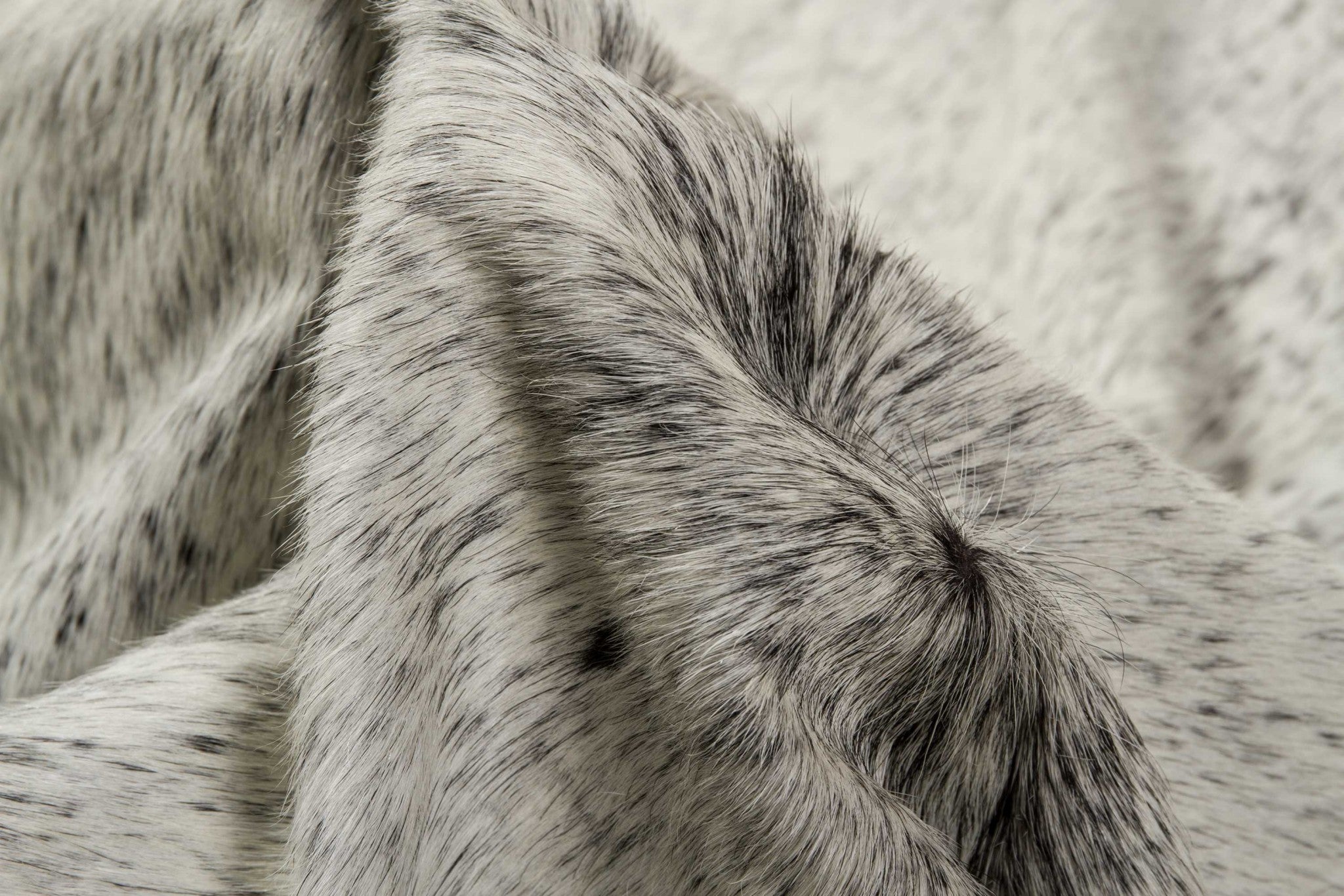 72" x 84" Gray, Cowhide - Rug