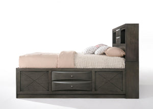 86" X 57" X 56" Gray Oak Rubber Wood Full Storage Bed