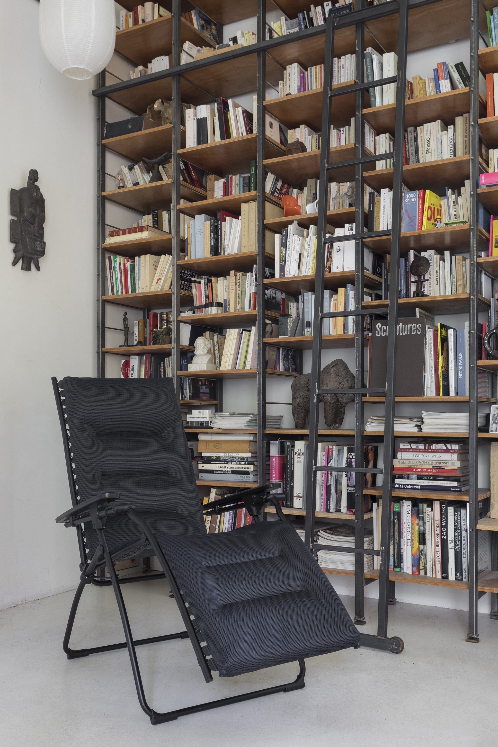 Zero Gravity Recliner - Black Steel Frame - Acier Duo Fabric