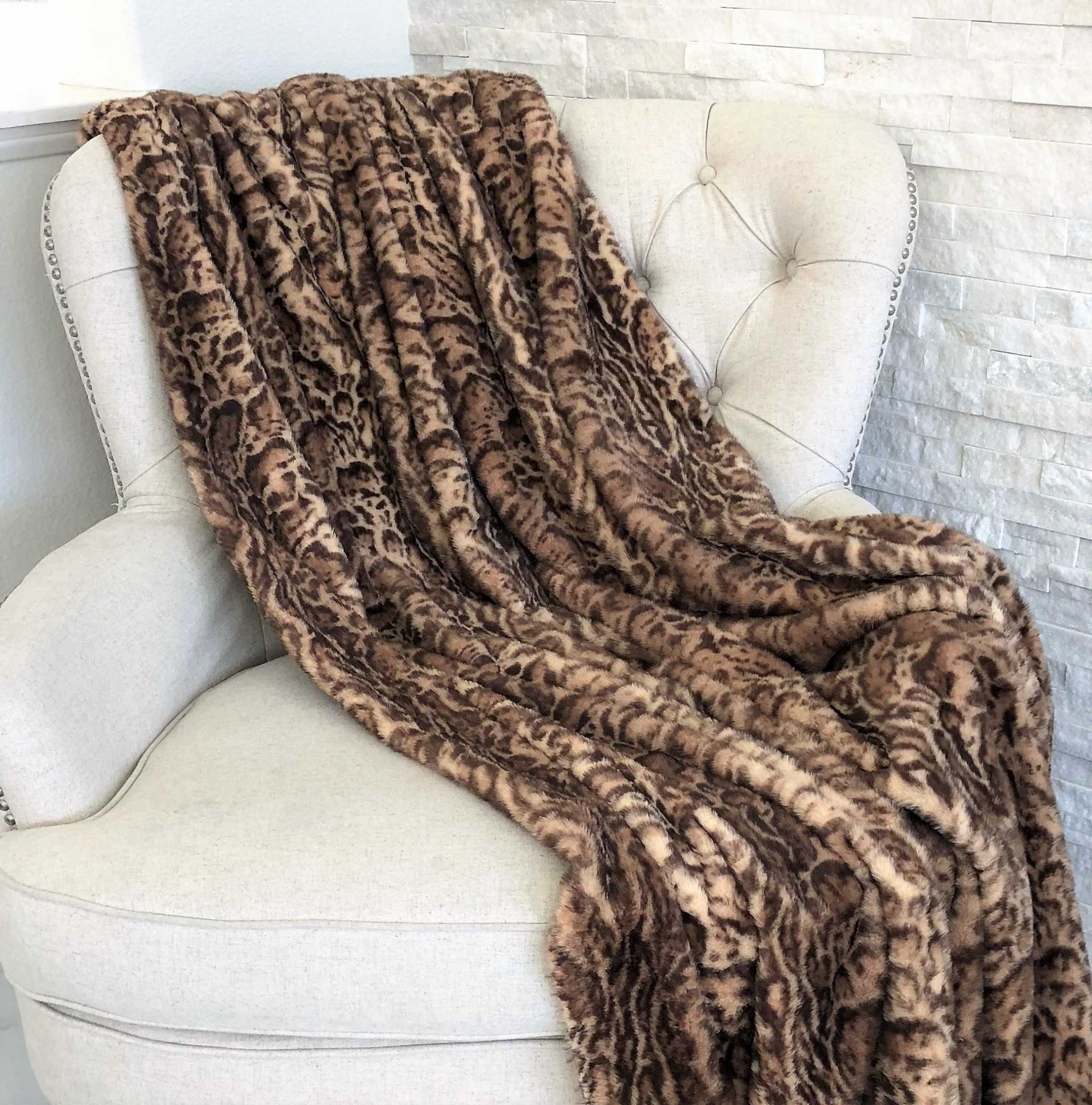 48" X 60" X 3" Faux Fur Luxury Throw 48in x 60in