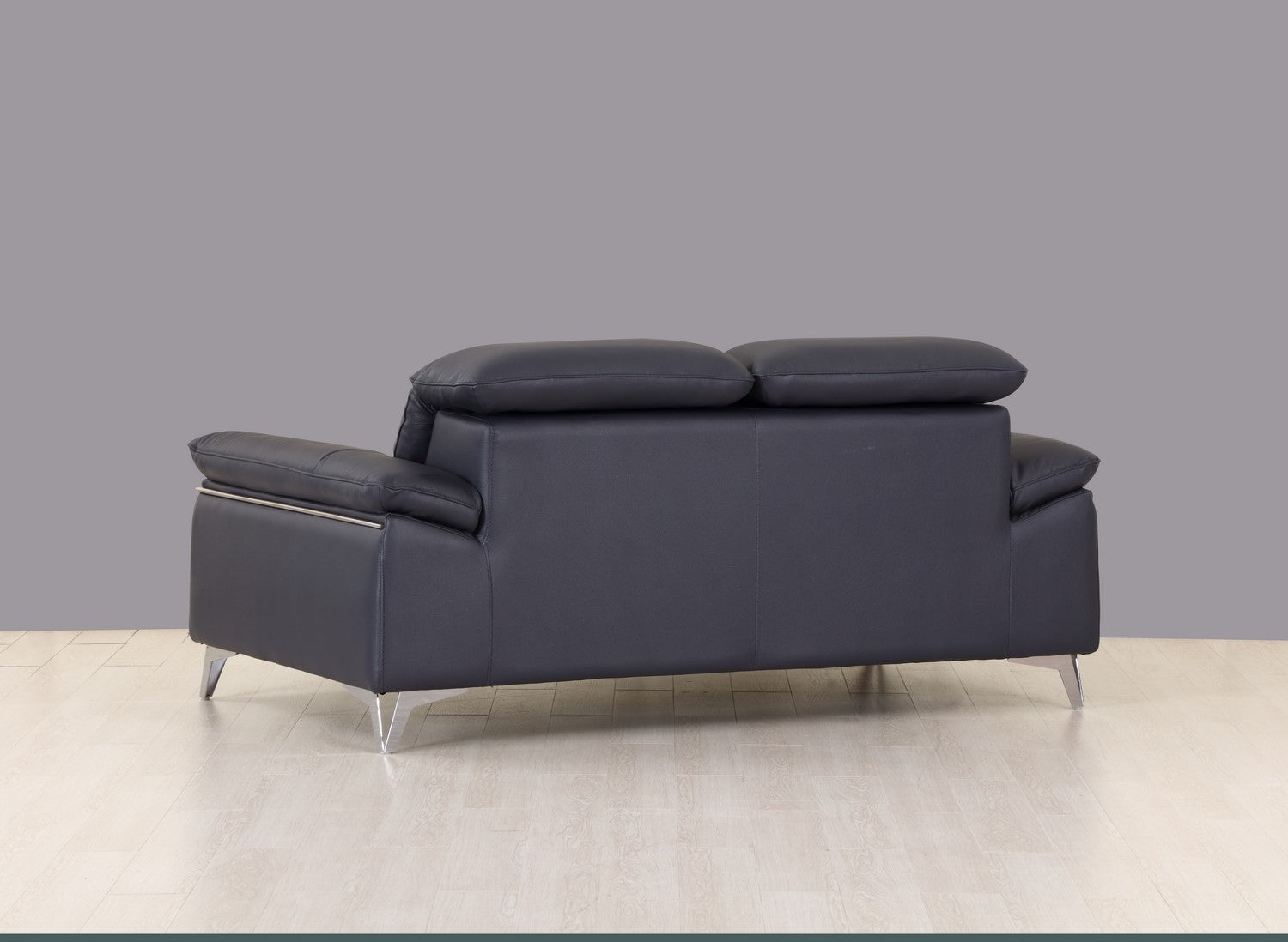 31" Fashionable Navy Leather Loveseat