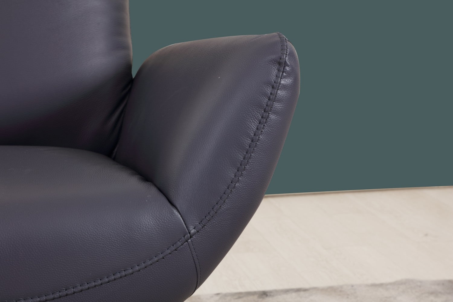 43" Navy Contemporary Leather Lounge Chair