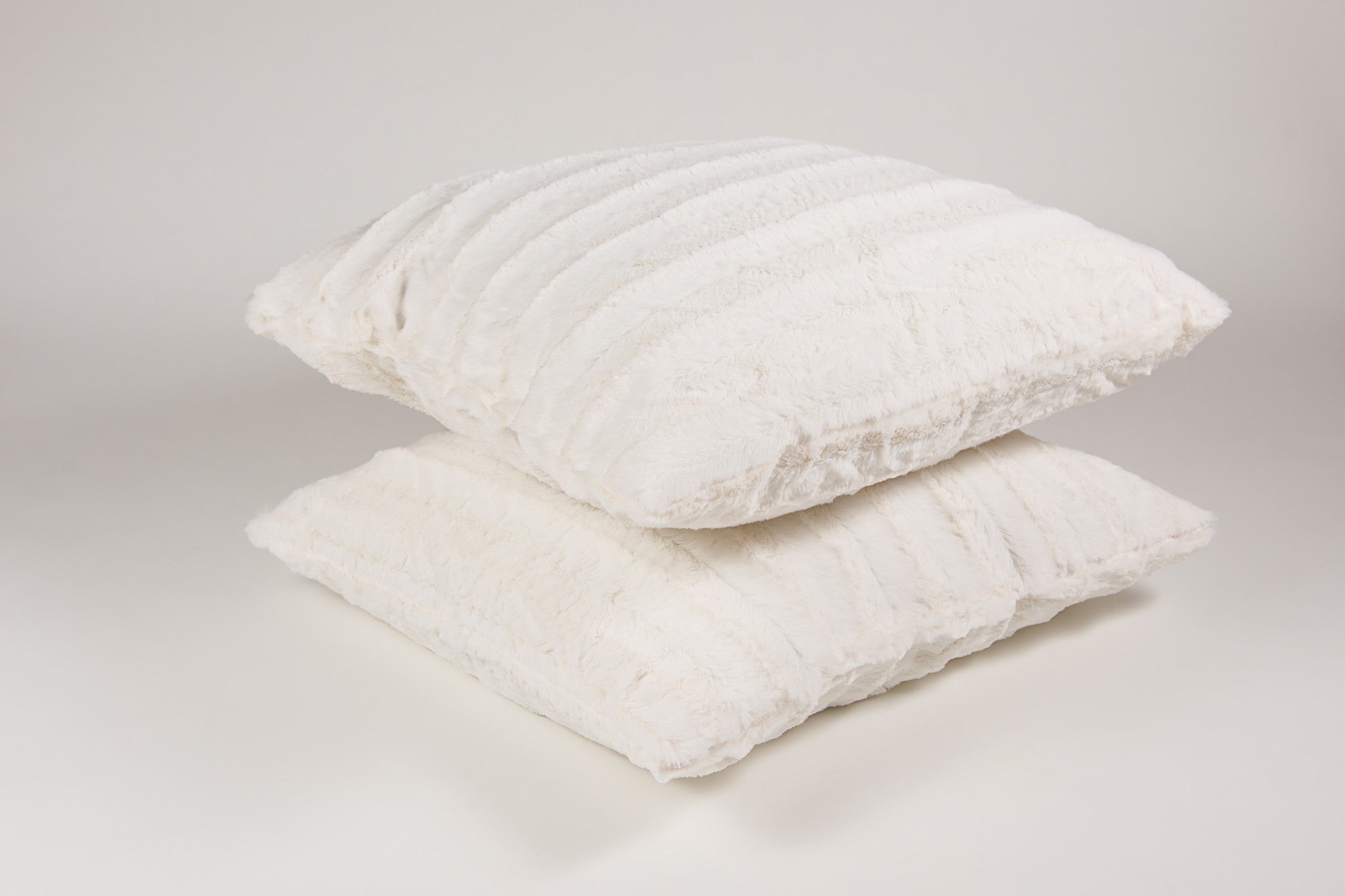 18" x 18" x 5" Off White Faux Fur Pillow 2-Pack