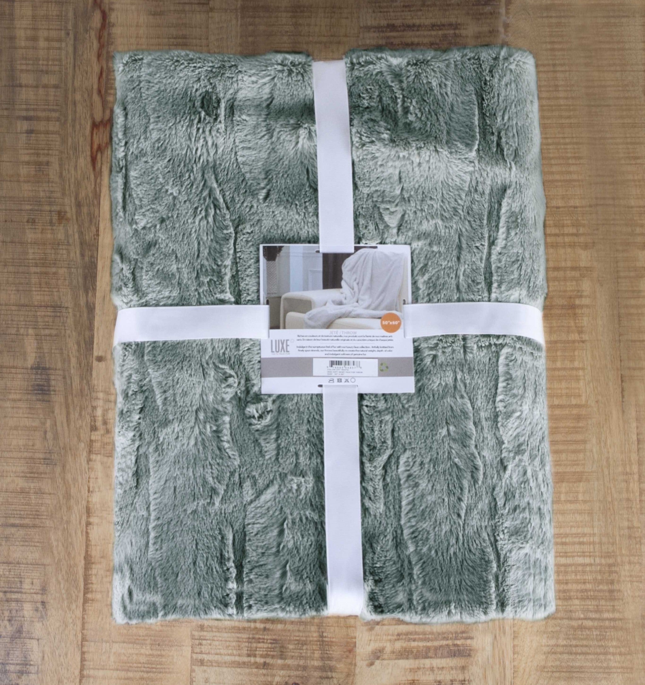 50" x 70" x 2" Seagrass, Faux Fur - Throw