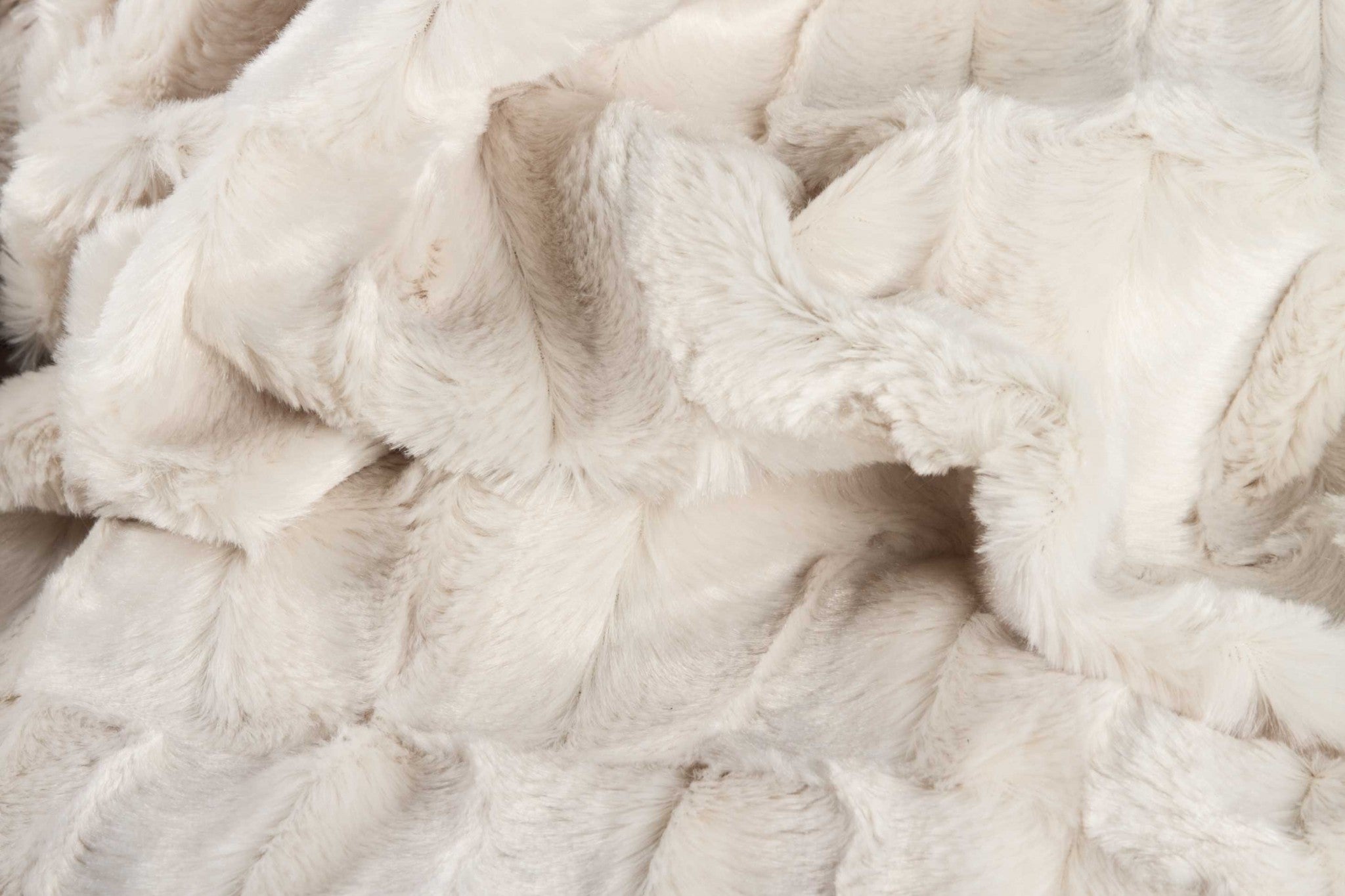 50" x 70" x 2" Tan, Faux Fur - Throw
