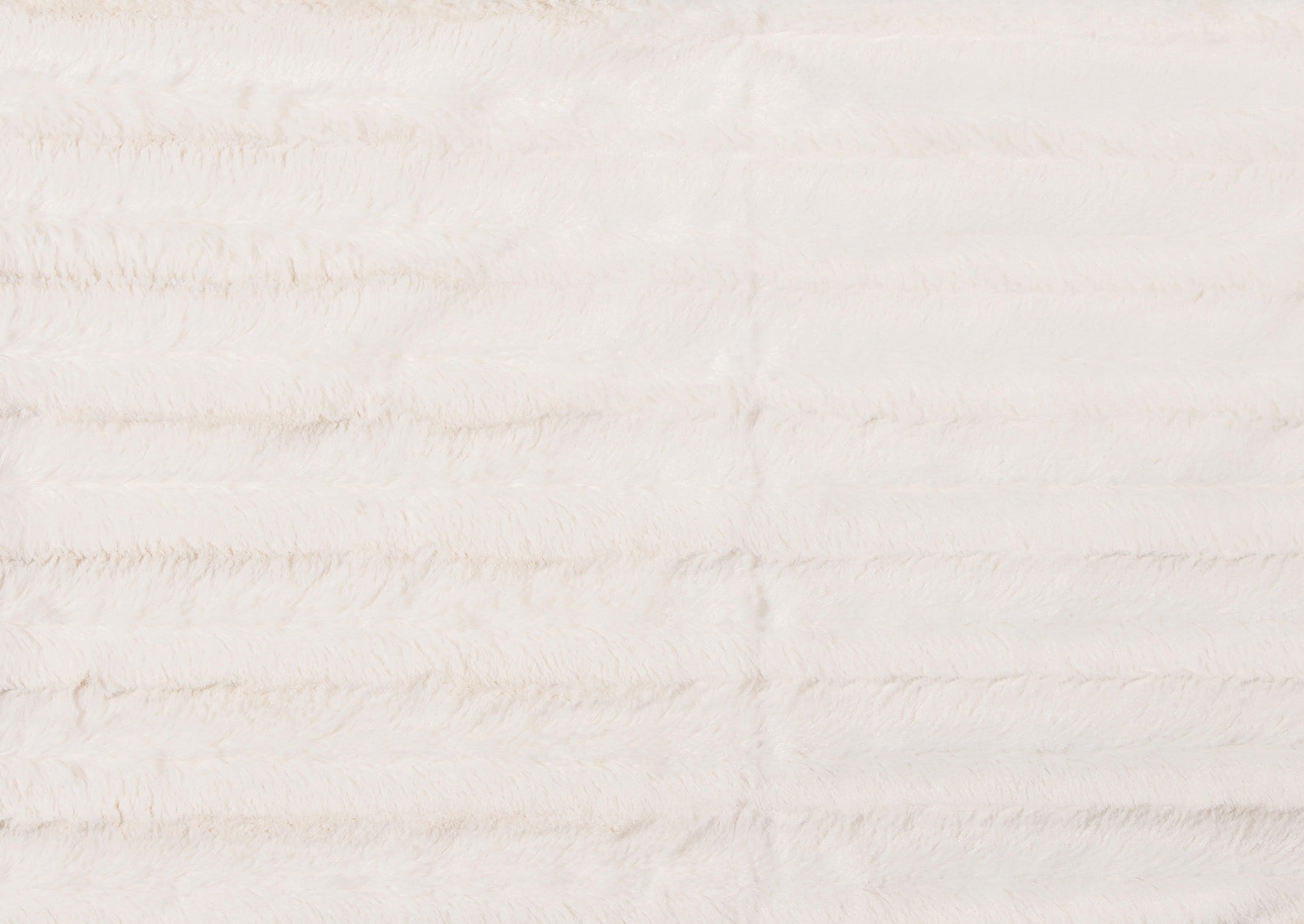 50" x 70" x 2" Off White Faux Fur Throw