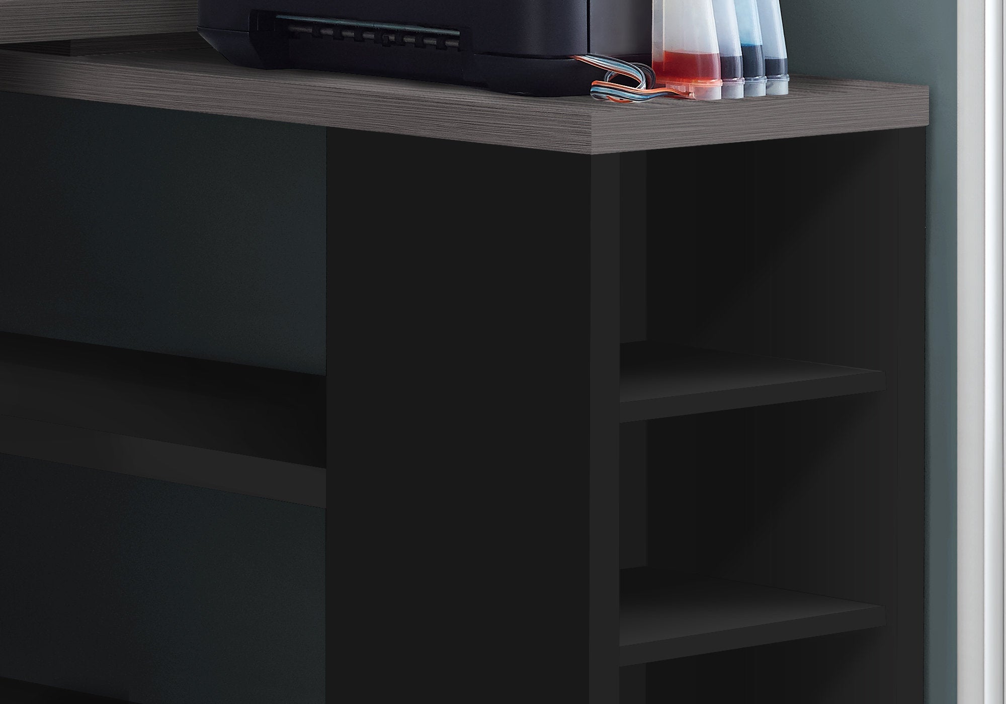 47.25" x 60" x 29" Black Grey Particle Board Hollow Core  Computer Desk With A Grey Top