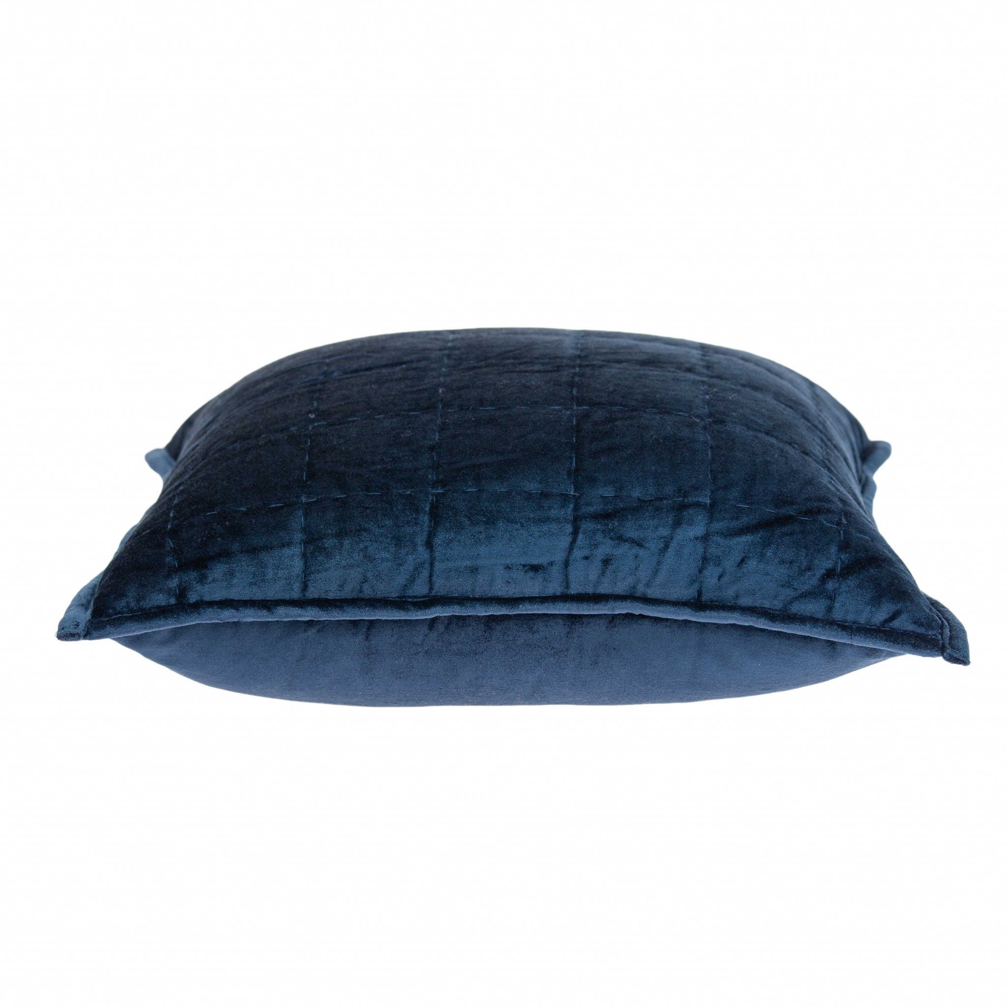 20" x 0.5" x 20" Transitional Navy Blue Solid Quilted Pillow Cover