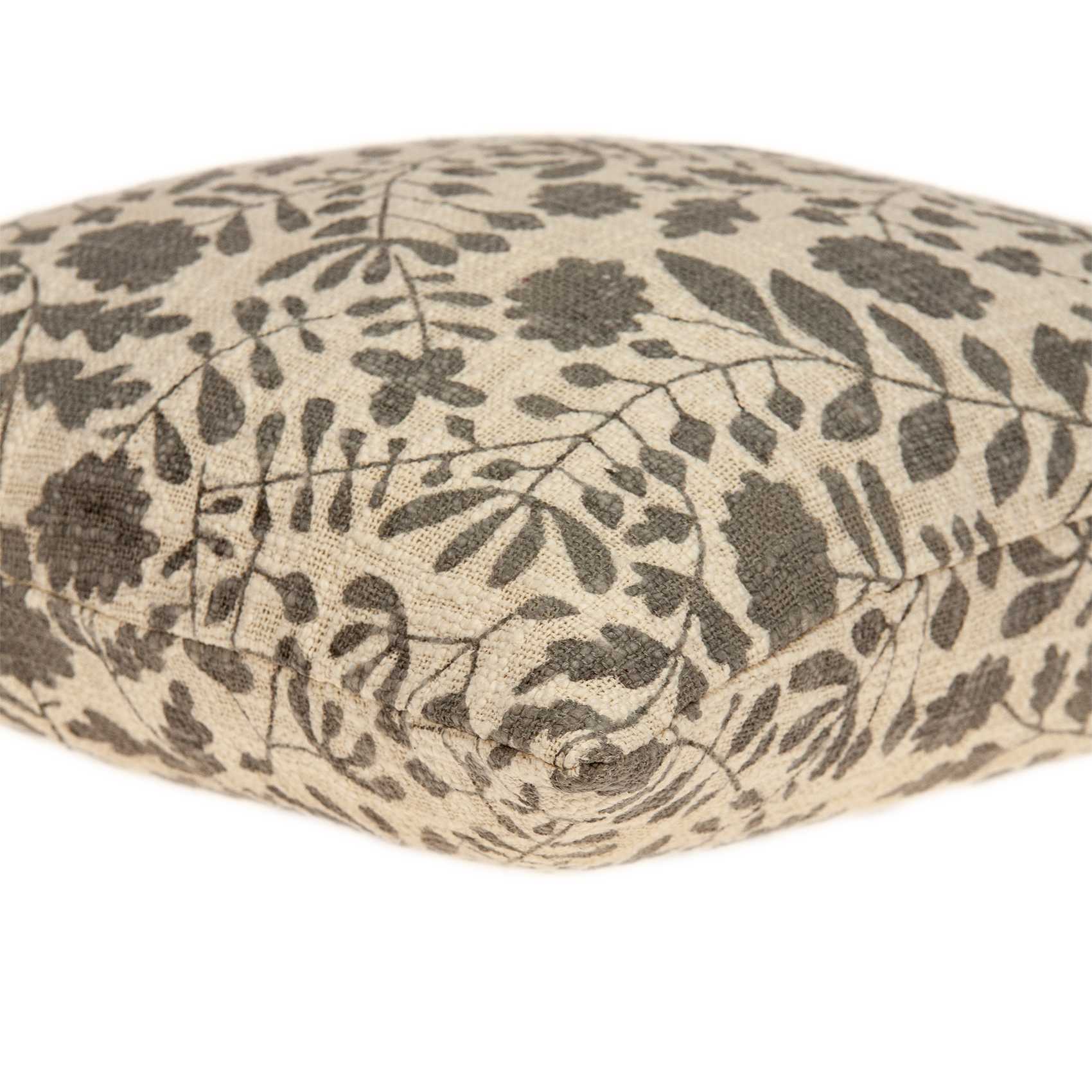 18" x 7" x 18" Transitional Beige Floral Print Pillow Cover With Poly Insert