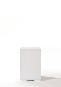 15" X 18" X 25" Cream Wood Veneer (Paper) Nightstand