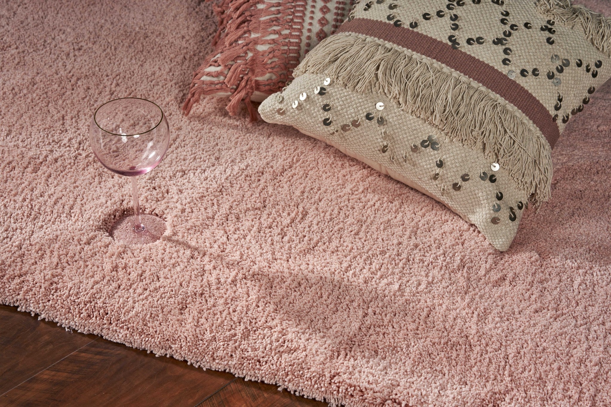 7' x 9'  Polyester Rose Pink Area Rug