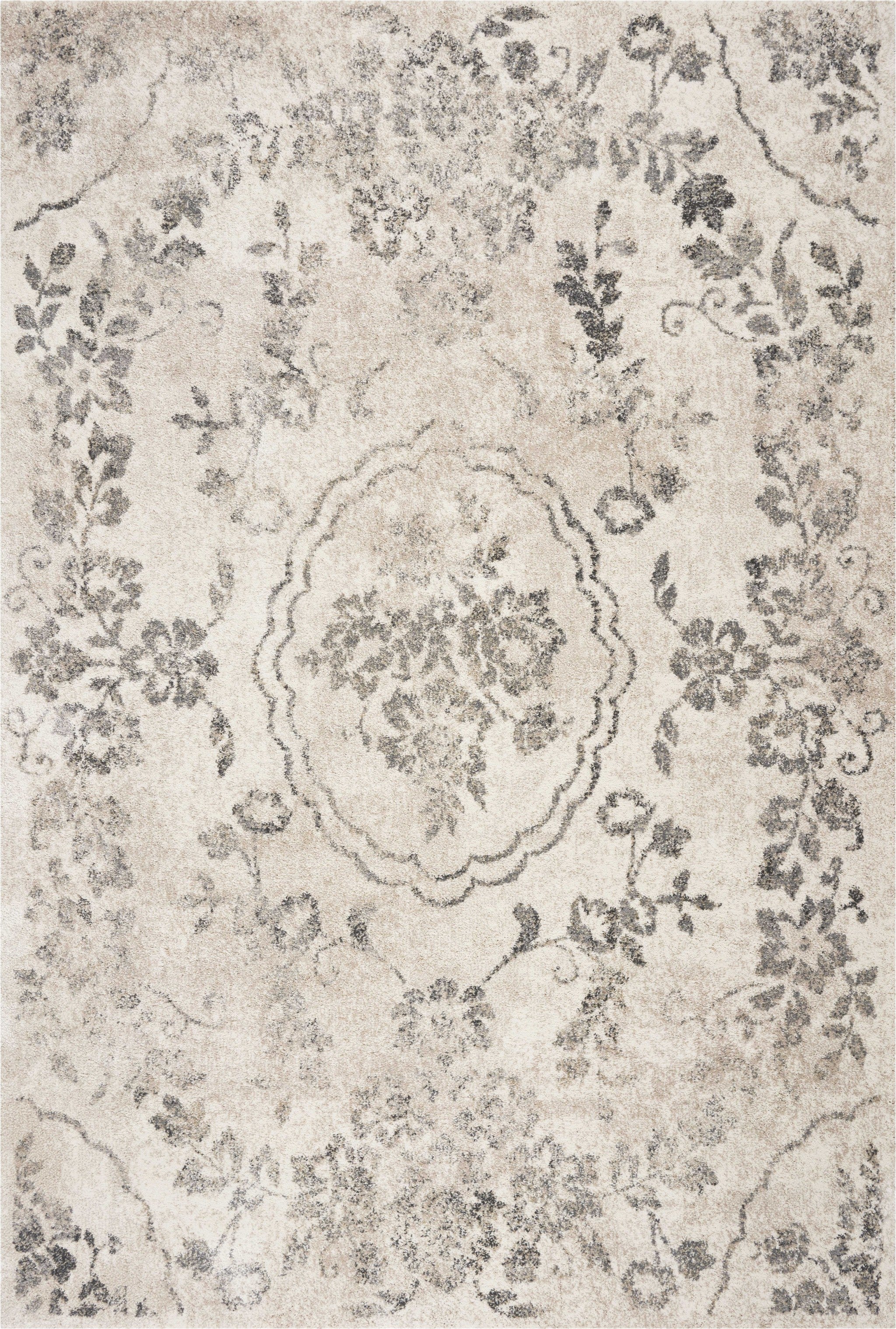 7' x 9'  Polypropylene Grey Area Rug