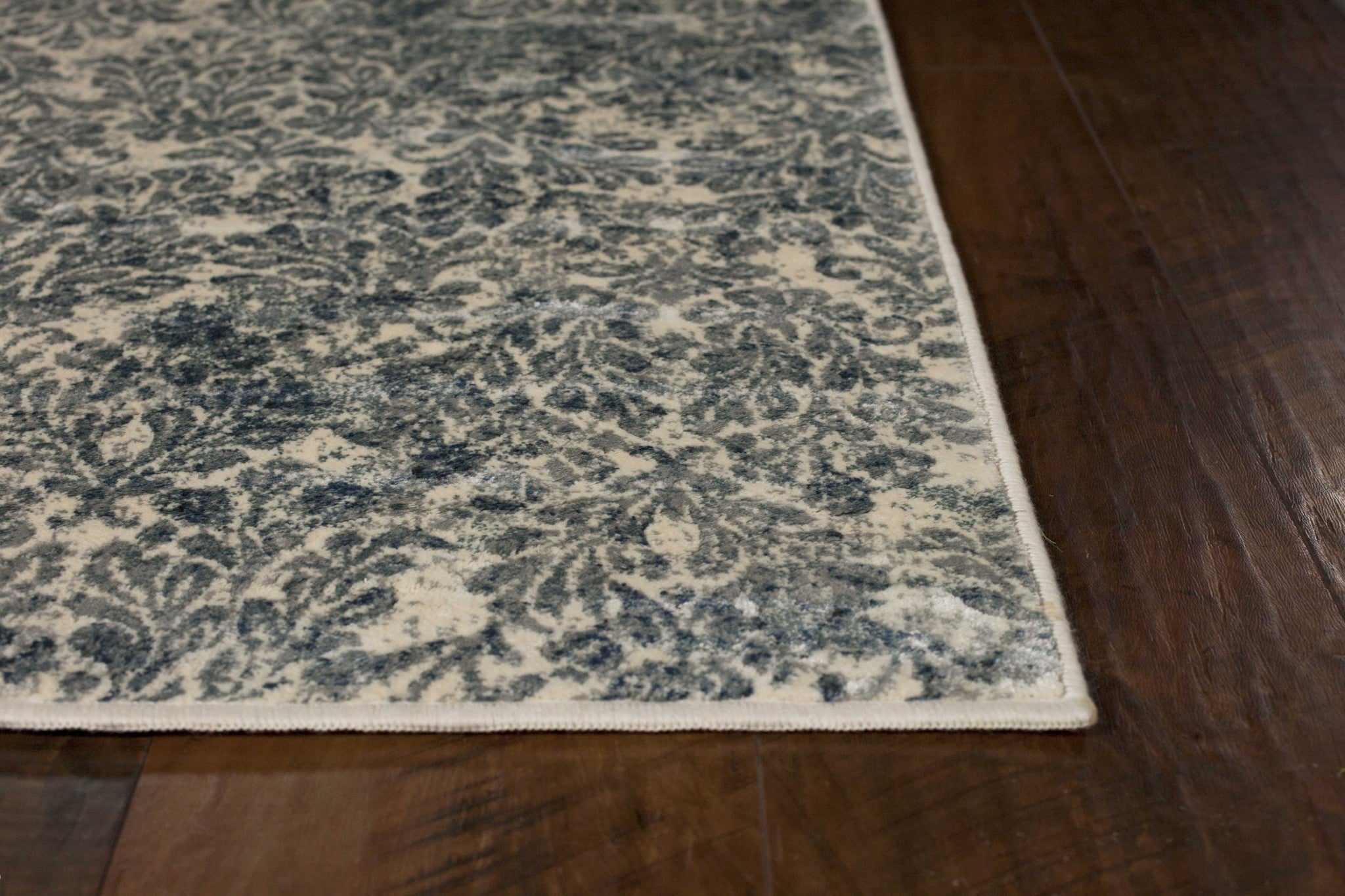 7' x 11'  Viscose Ivory or Blue Area Rug