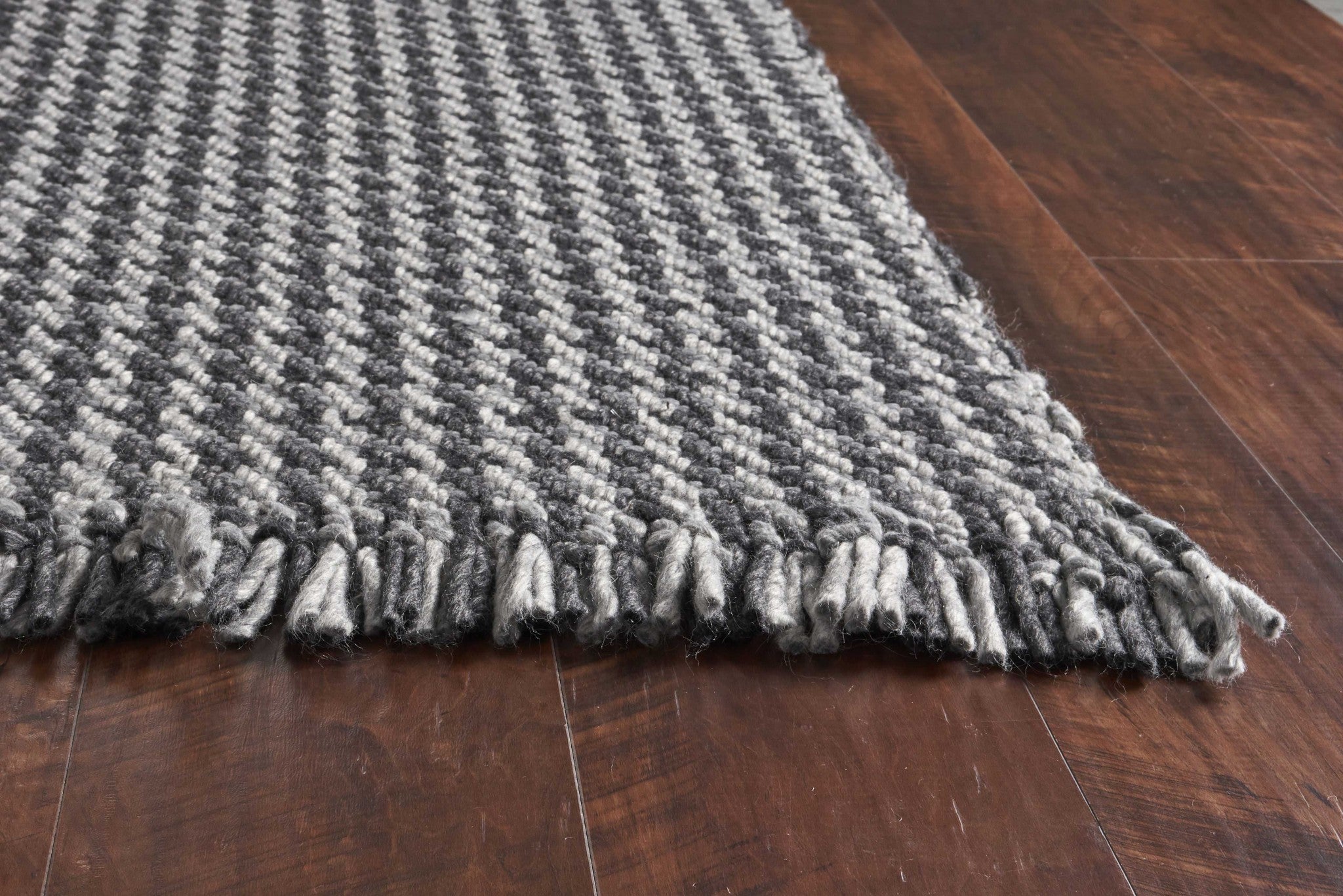 7' x 9'  Wool Grey Area Rug
