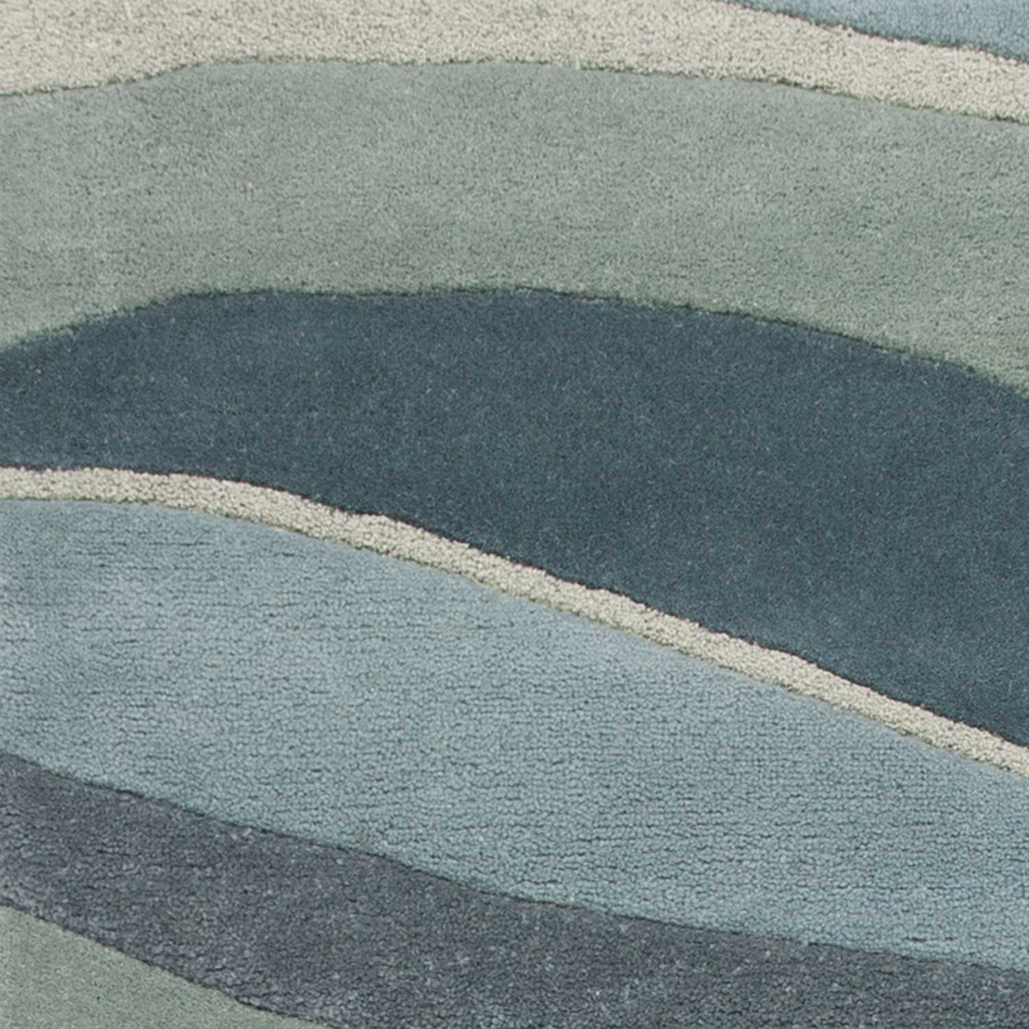 8' x 10' 6" Wool Ocean Area Rug