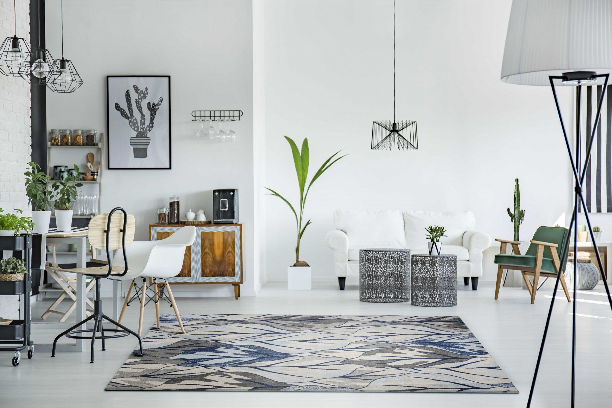 9' x 13'  Polypropylene Grey or  Navy Area Rug