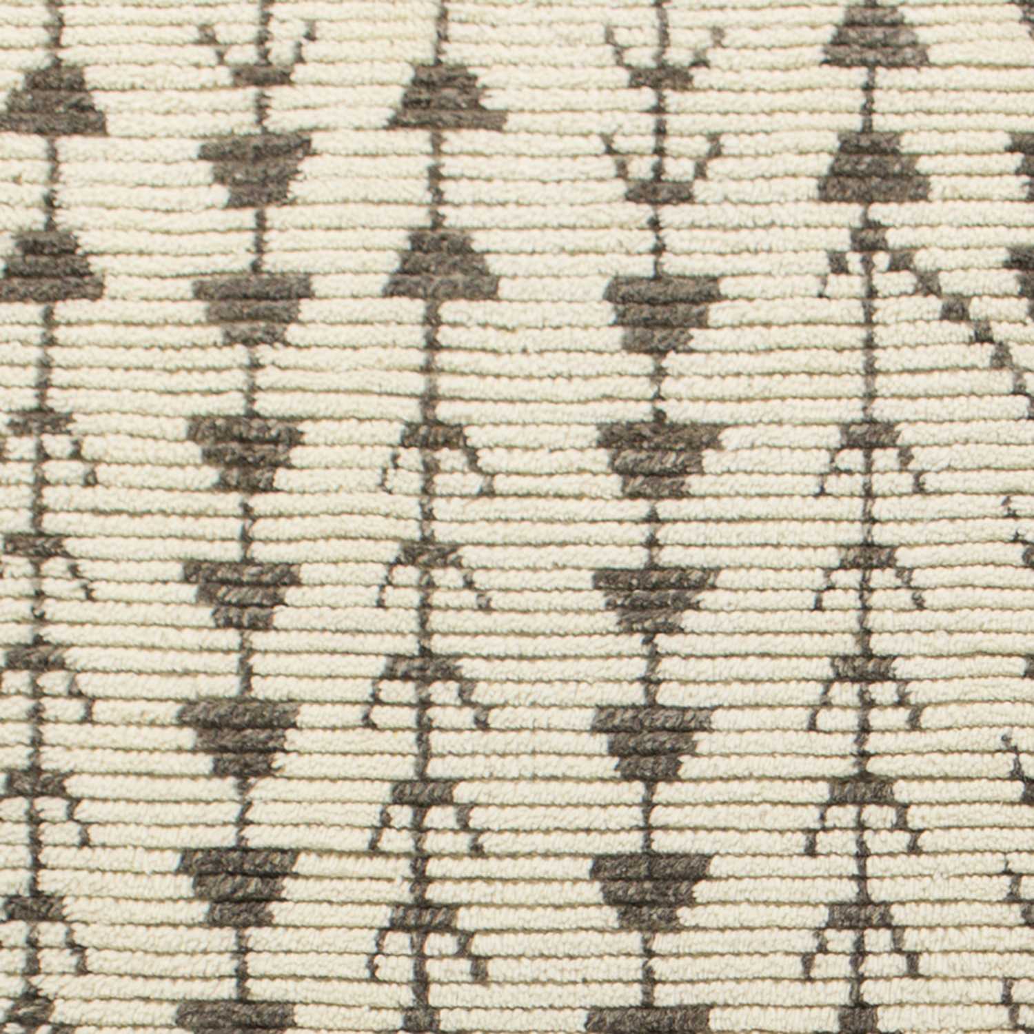 8 x 11  Wool Ivory  Area Rug