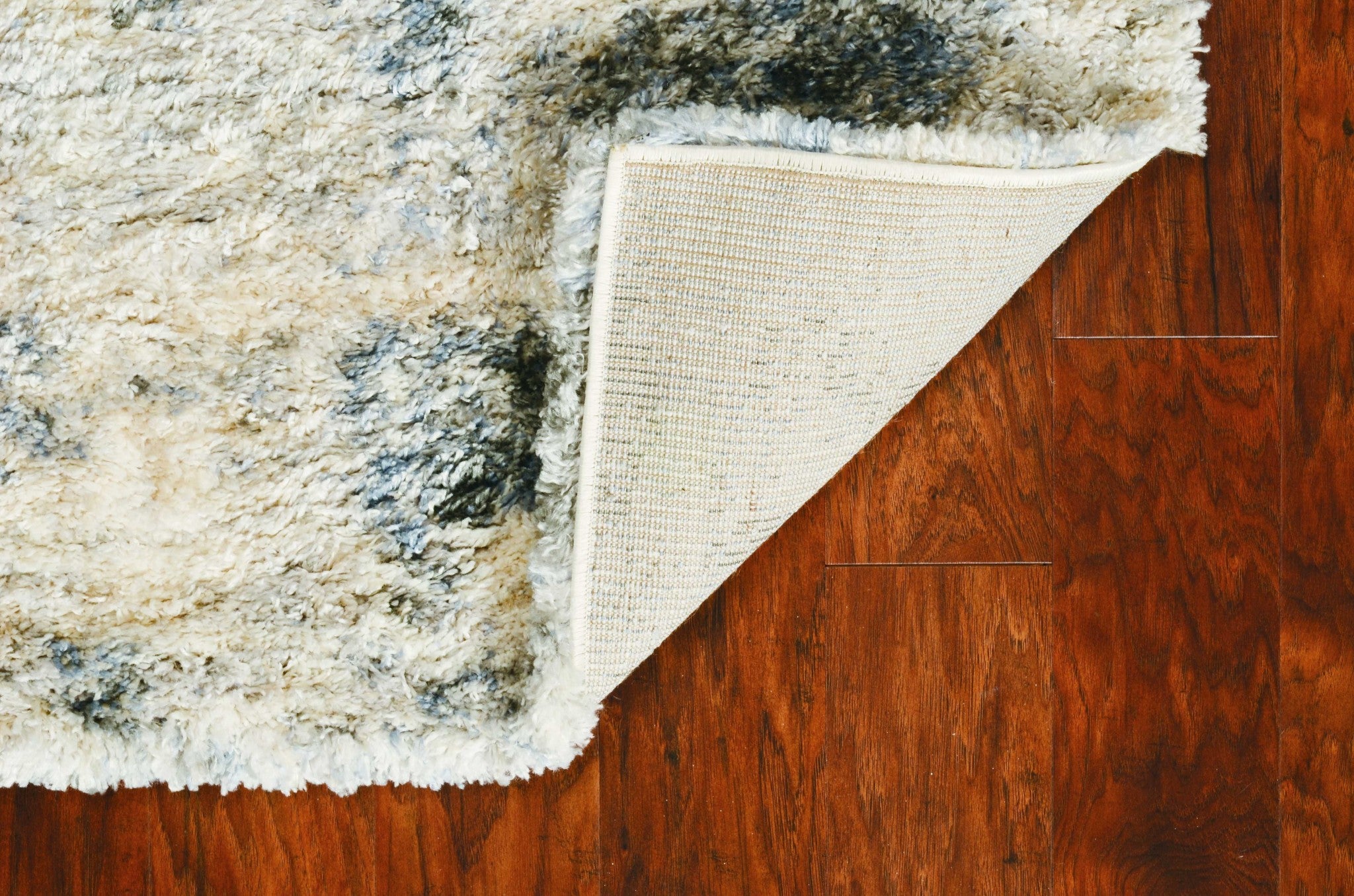 5' x 7' Polypropylene Ivory or Blue Area Rug