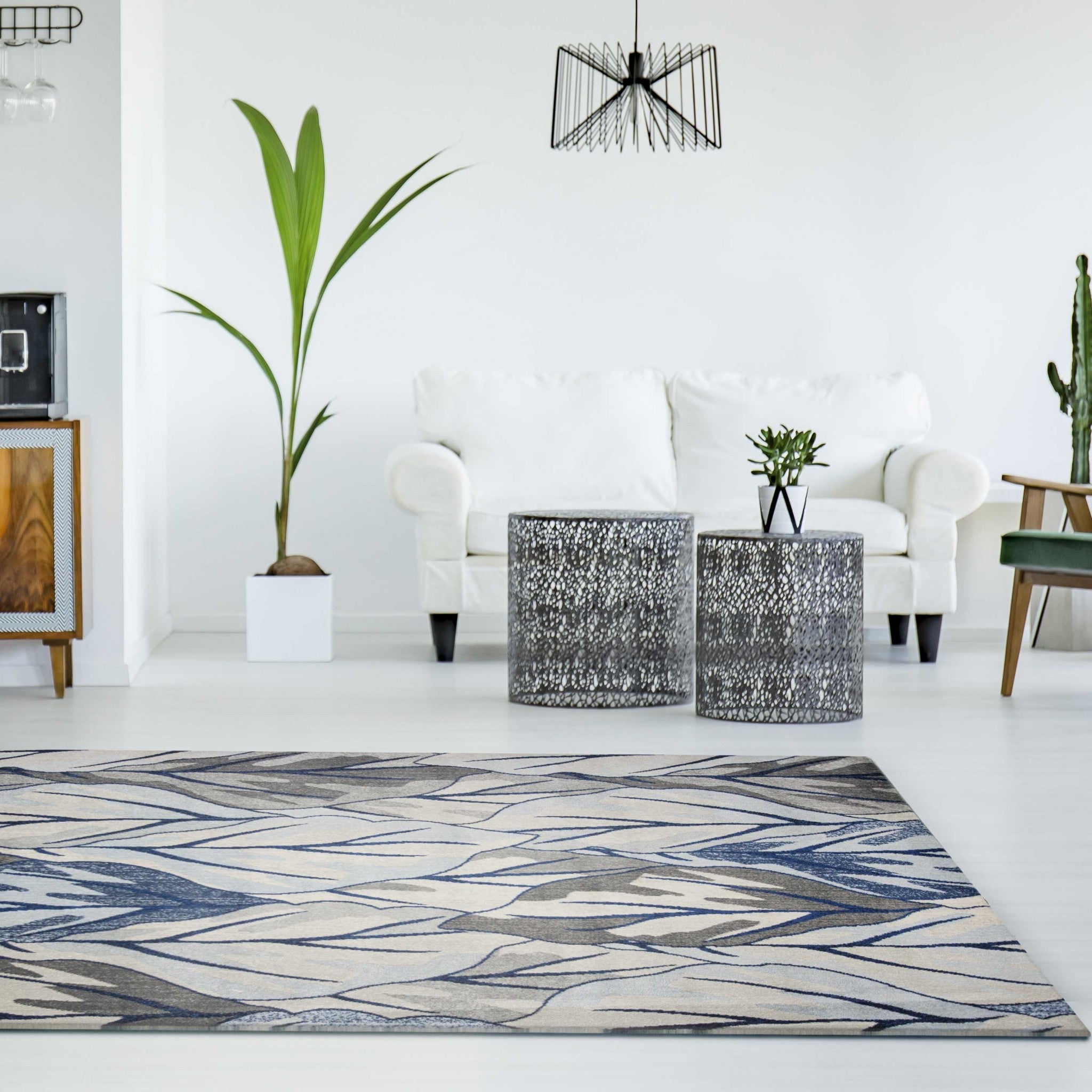 5' x 7' Grey or  Navy Modern Leaves Area Rug