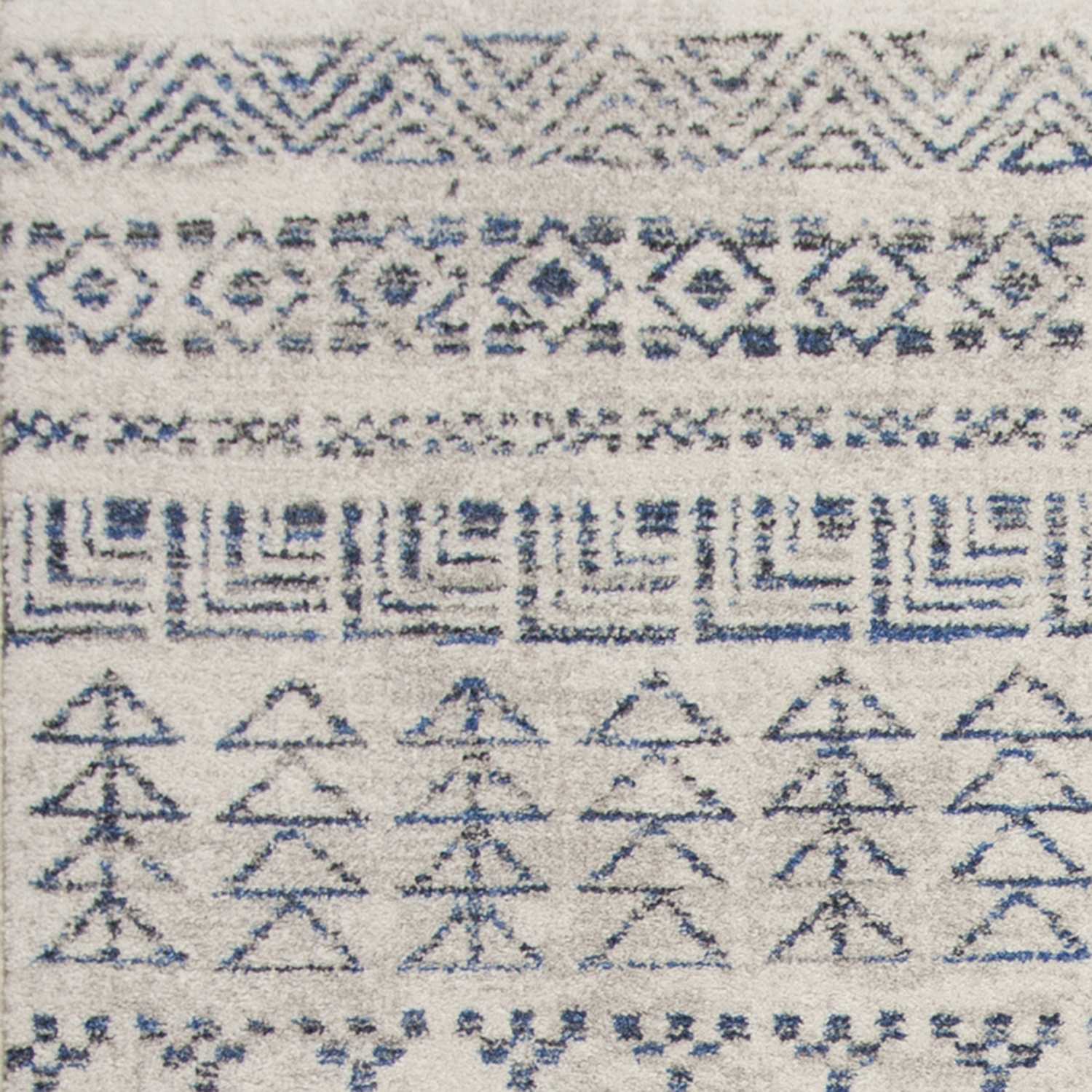 5' x 7'  Polypropylene Ivory  Area Rug