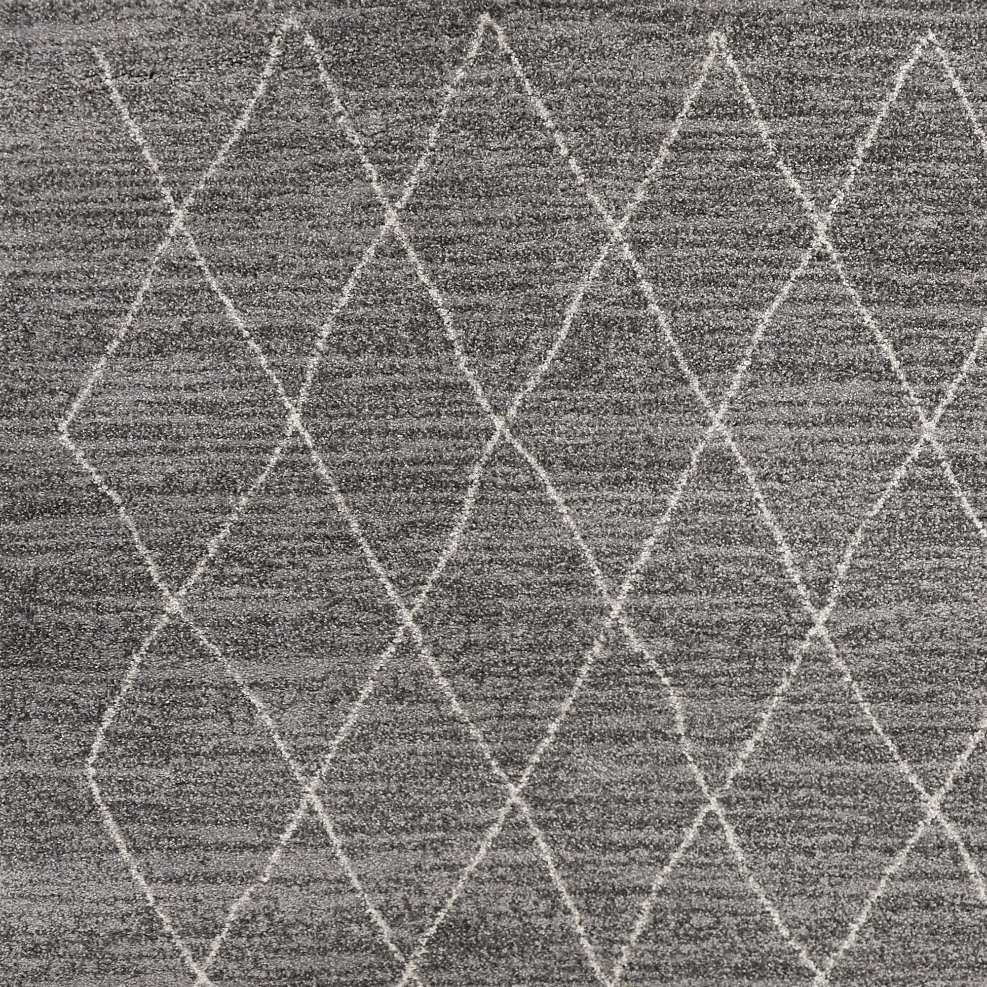 5' x 7'  Ft Polypropylene Grey Area Rug