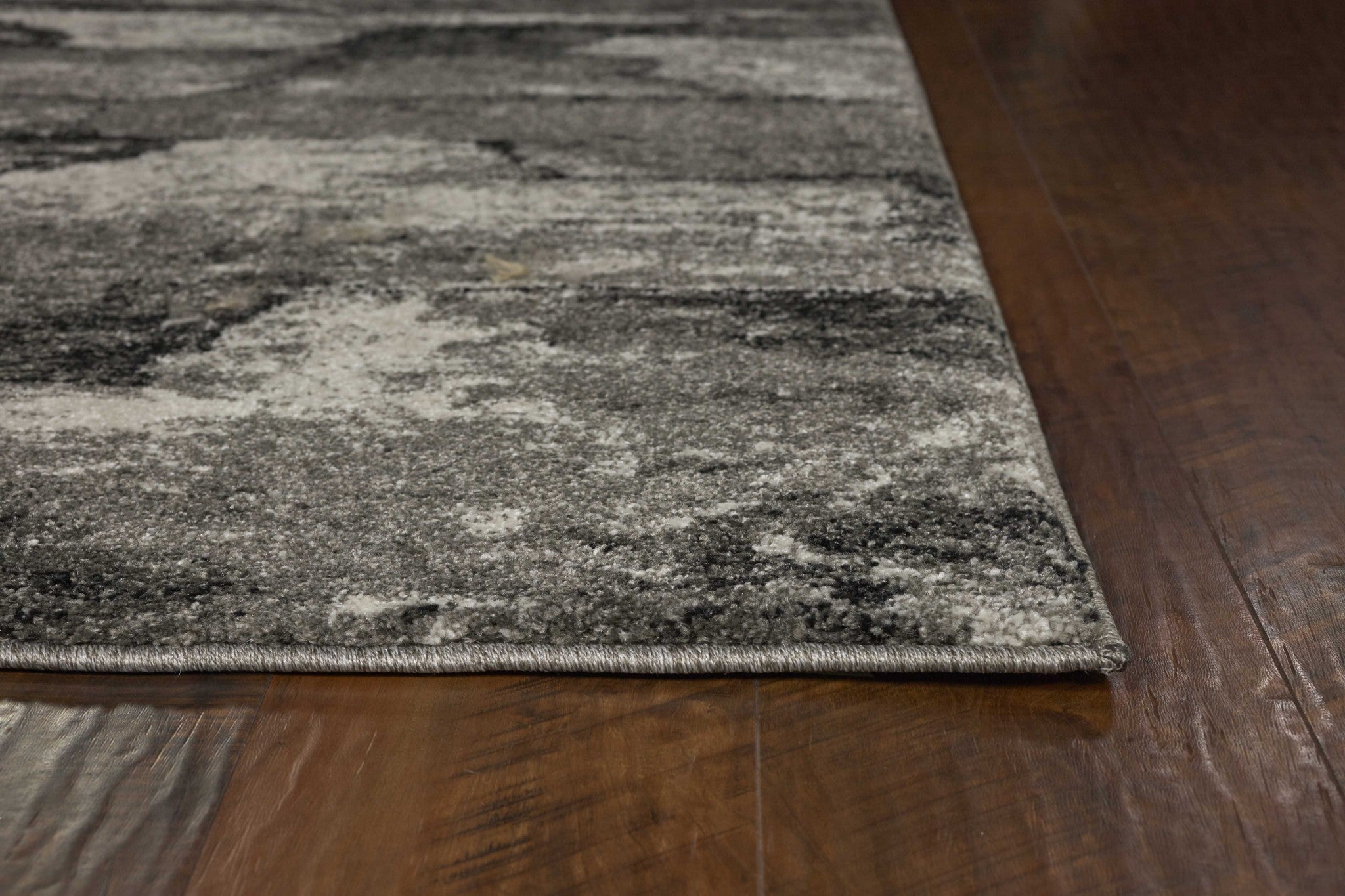 5' x 7'  Ft Polypropylene Grey Area Rug