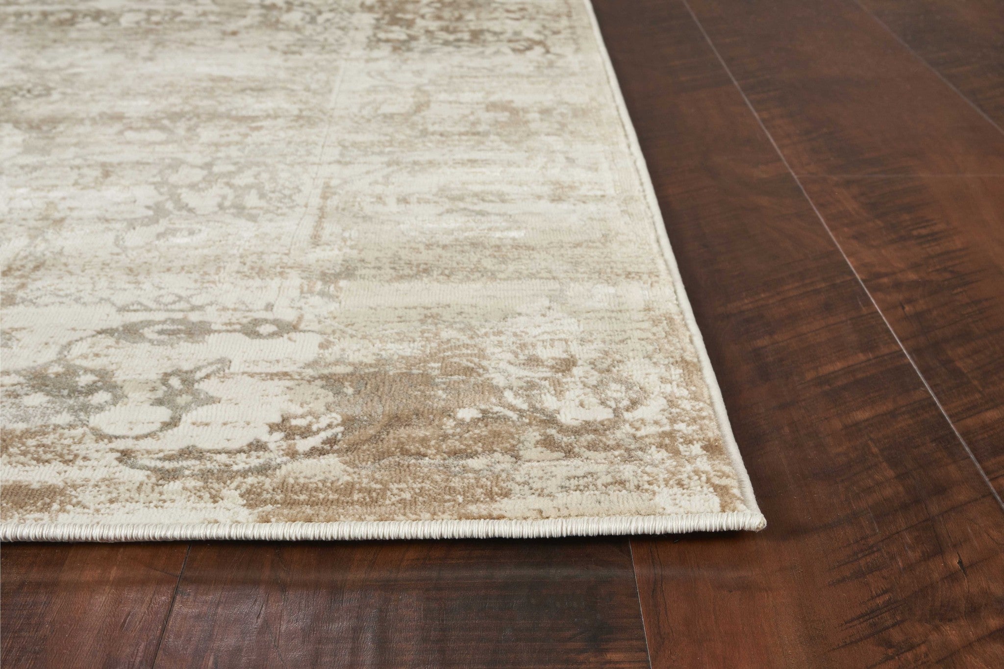 5' x 7'  Polypropylene Beige Area Rug