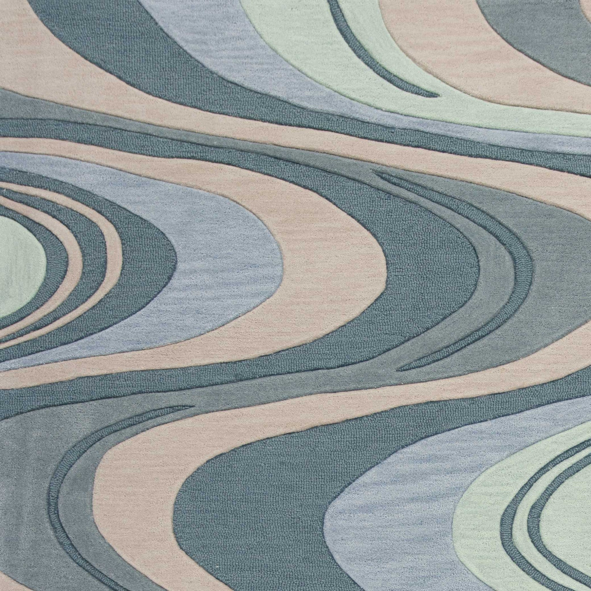 5' x 7' 6" Polyacrylic Beige or  Seafoam Area Rug