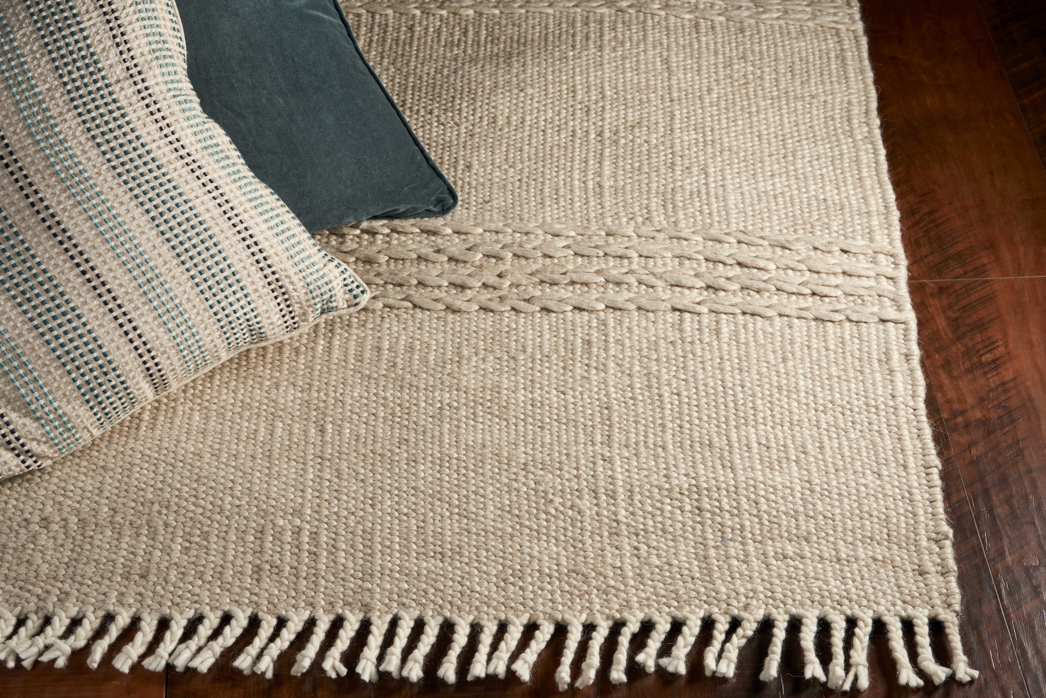 5 x 8  Wool Natural Area Rug