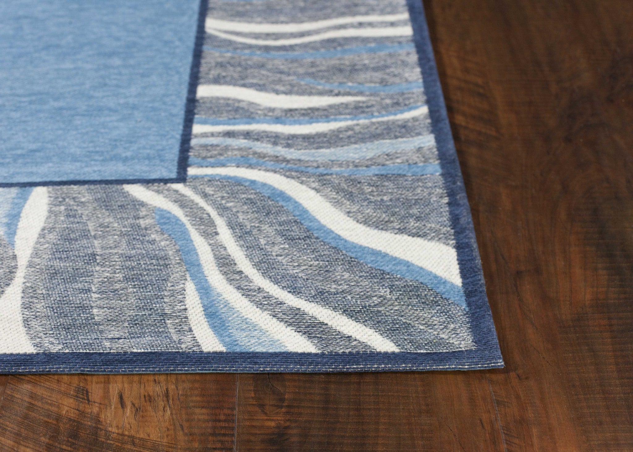 20" x 31" Polyester Denim Area Rug