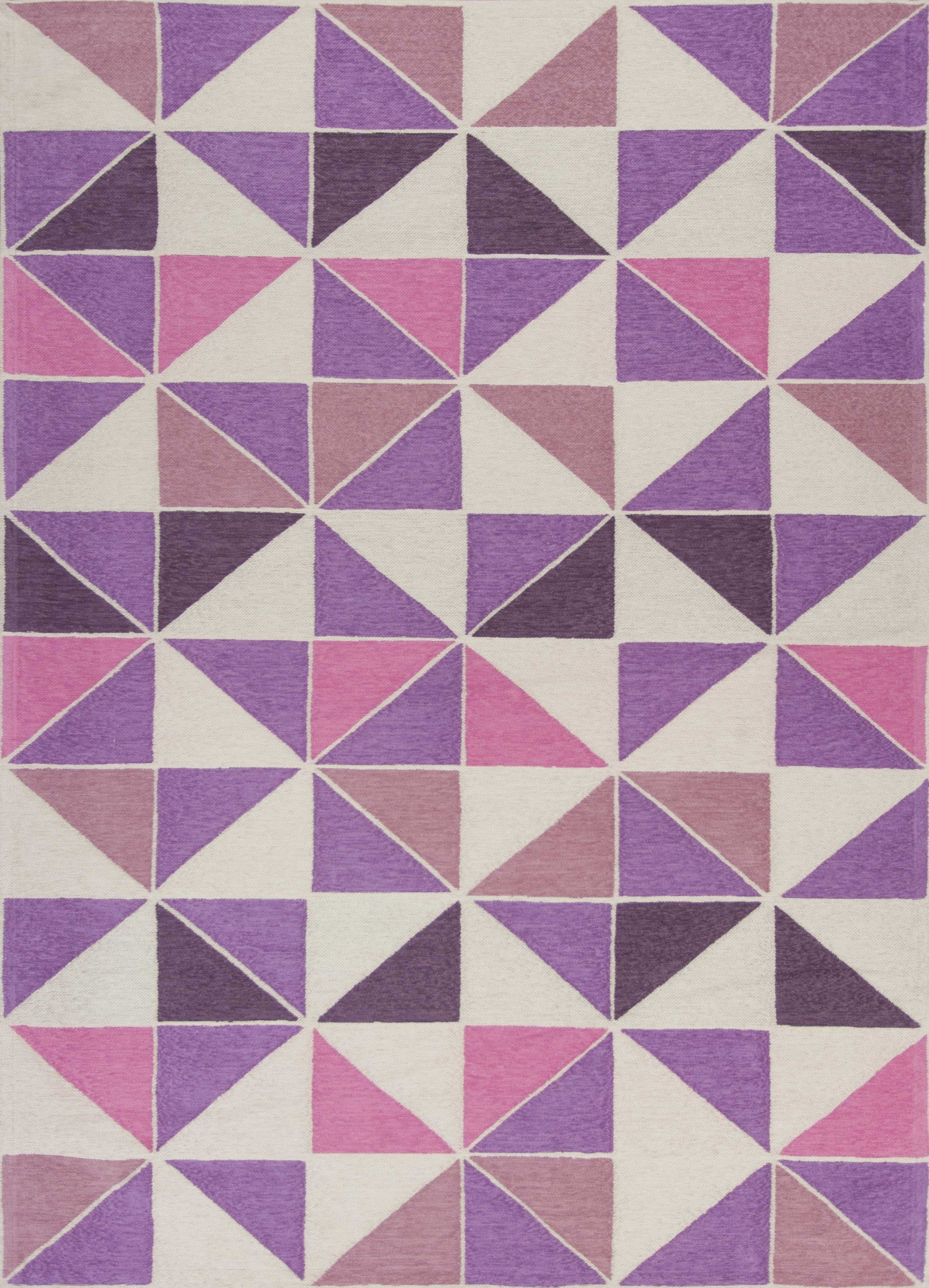 20" x 31" Polyester Ivory/Pink Area Rug