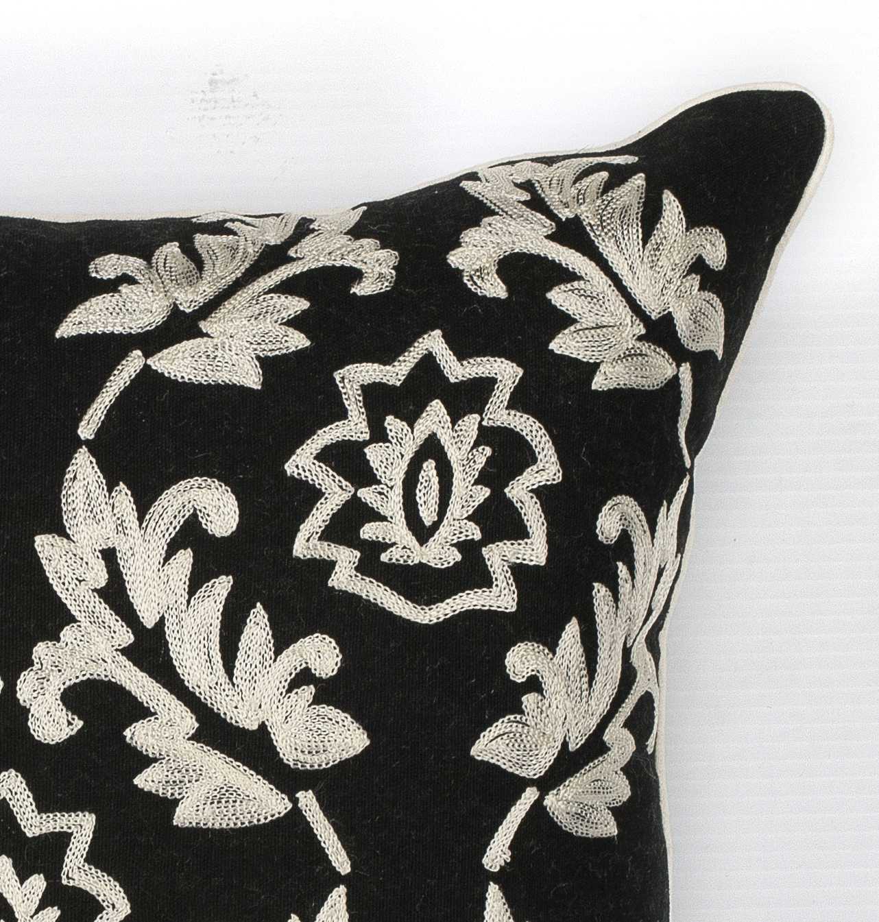 18" x 18" Cotton Black or  White Pillow