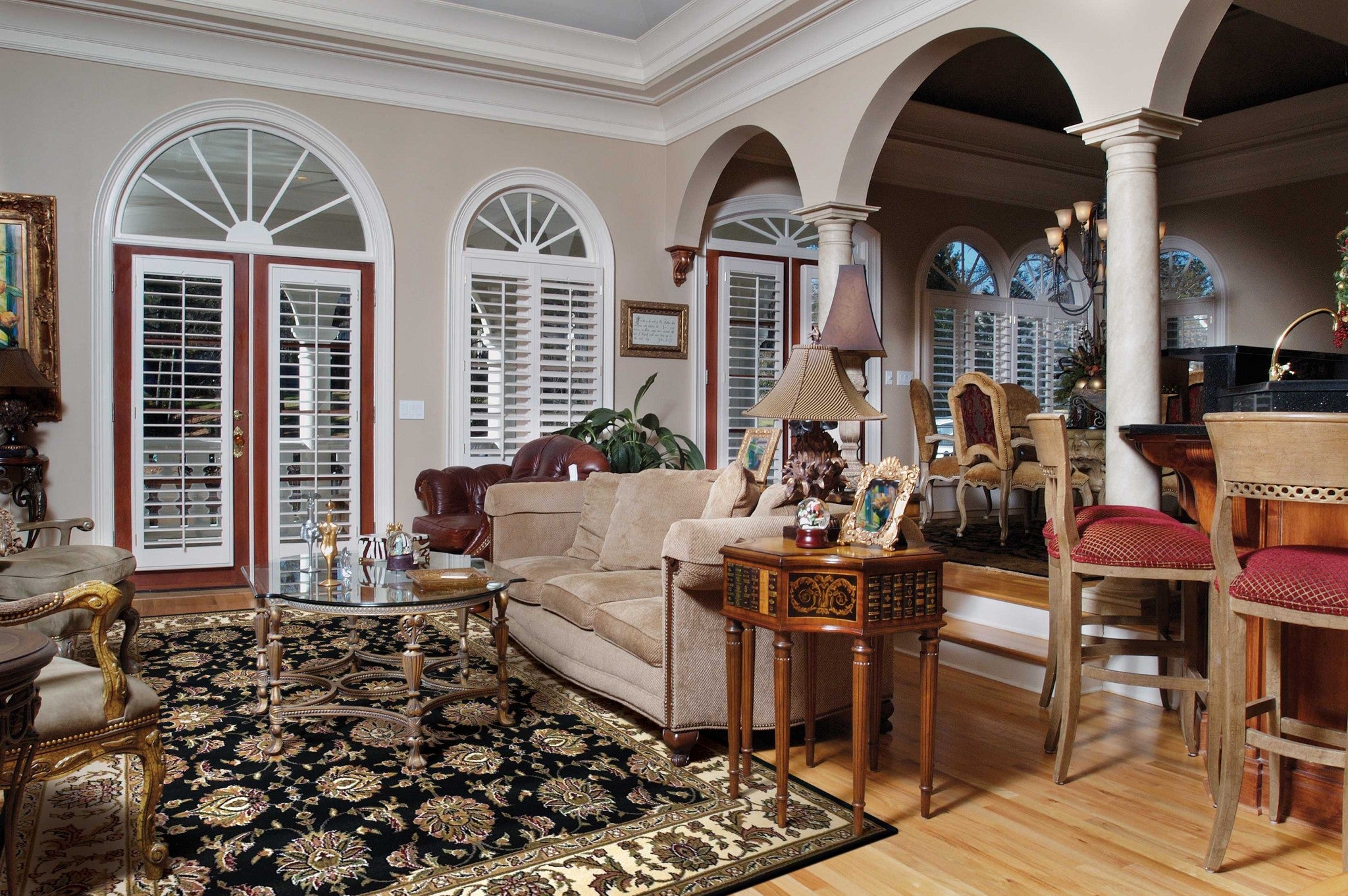 2' x 7' Runner Polypropylene Black or Ivory Area Rug