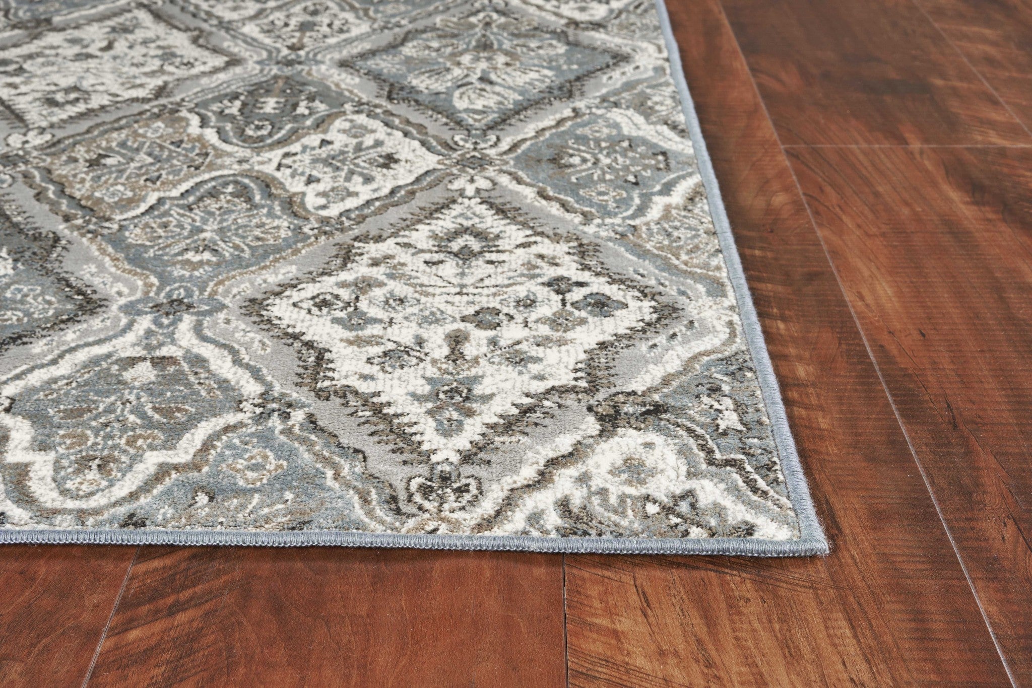 3' x 4' Viscose Silver Area Rug