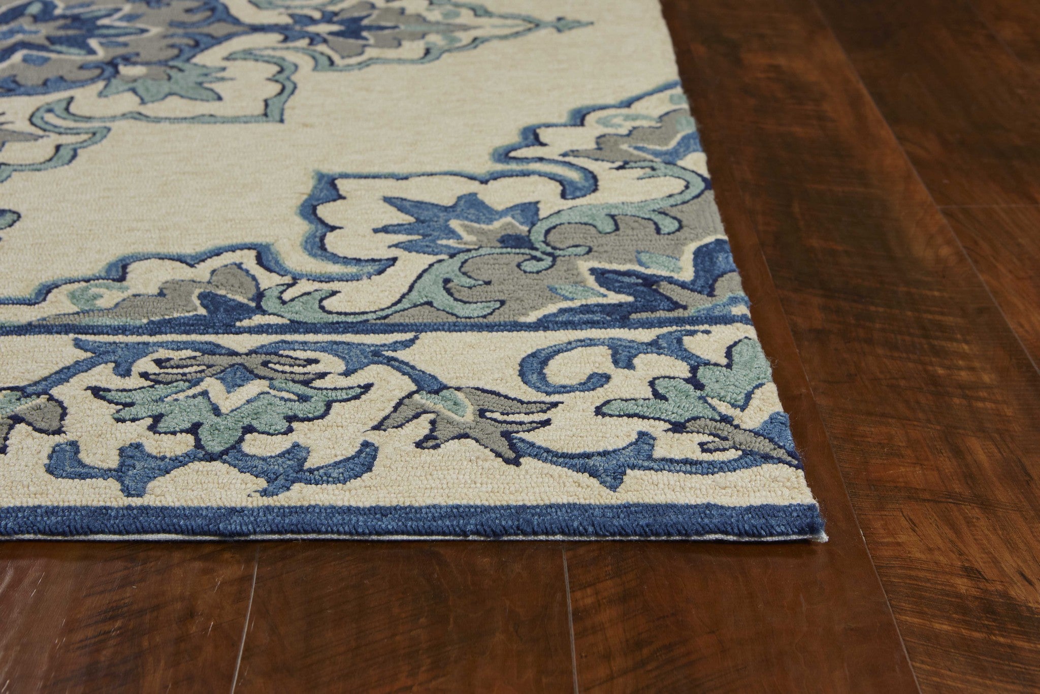 3' x 5' UV treated Polypropylene Ivory or Blue Area Rug