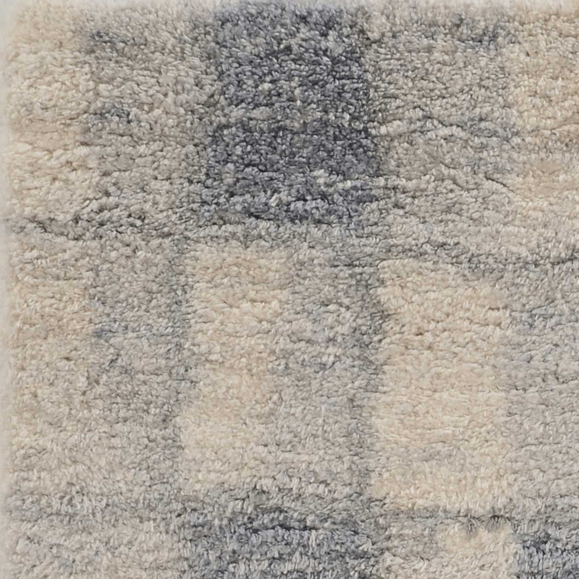 2' x 5' Polypropylene Ivory or Blue Area Rug