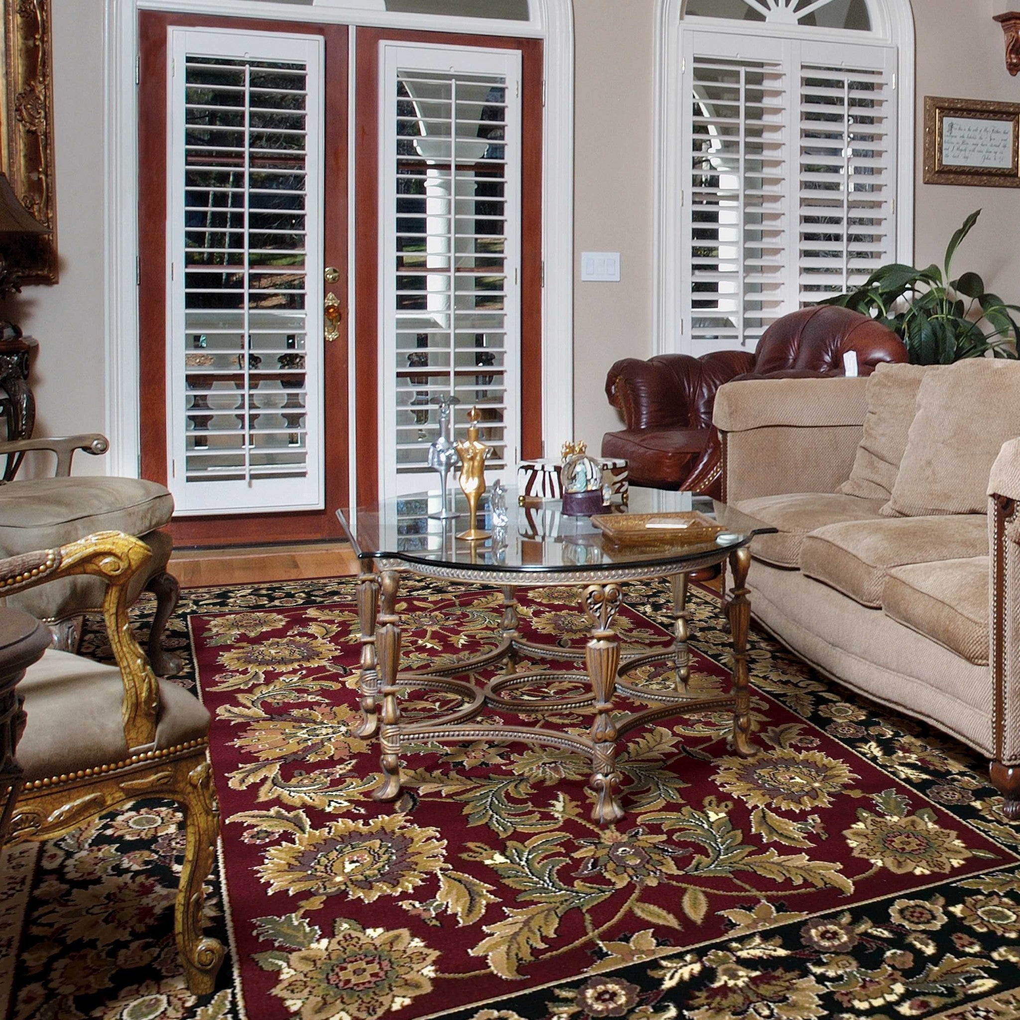 7' x 10'  Polypropylene Red or  Black Area Rug