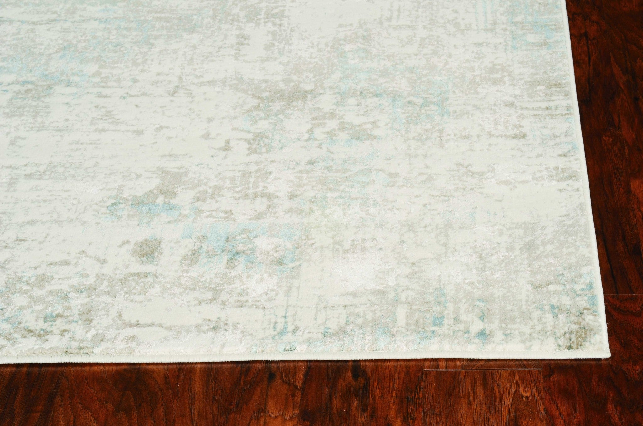 7' x 9'  Polypropylene Ivory or Grey Area Rug