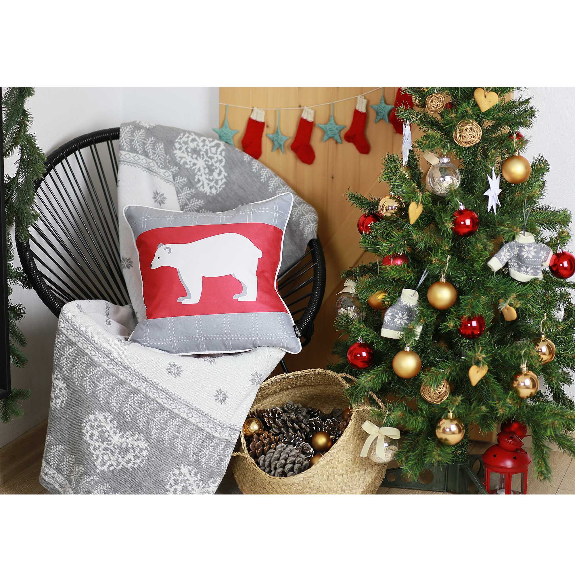 18"x18" Christmas Bear Printed Decorative Throw Pillow Cover