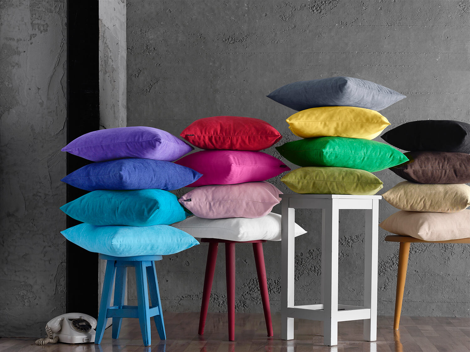 20"x20" Black Honey Decorative Throw Pillow Cover (2 pcs in set)