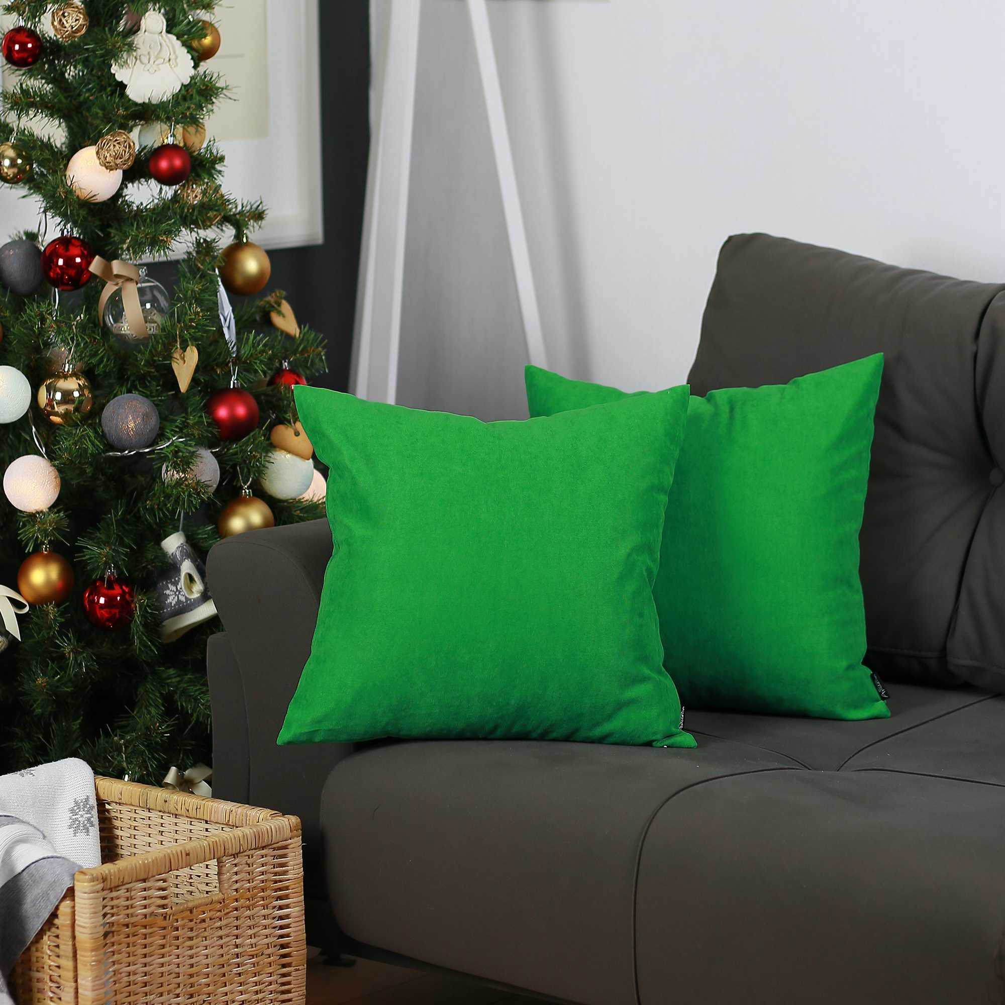 18"x18" Green Honey Kelly Throw Pillow Cover (2 pcs in set)